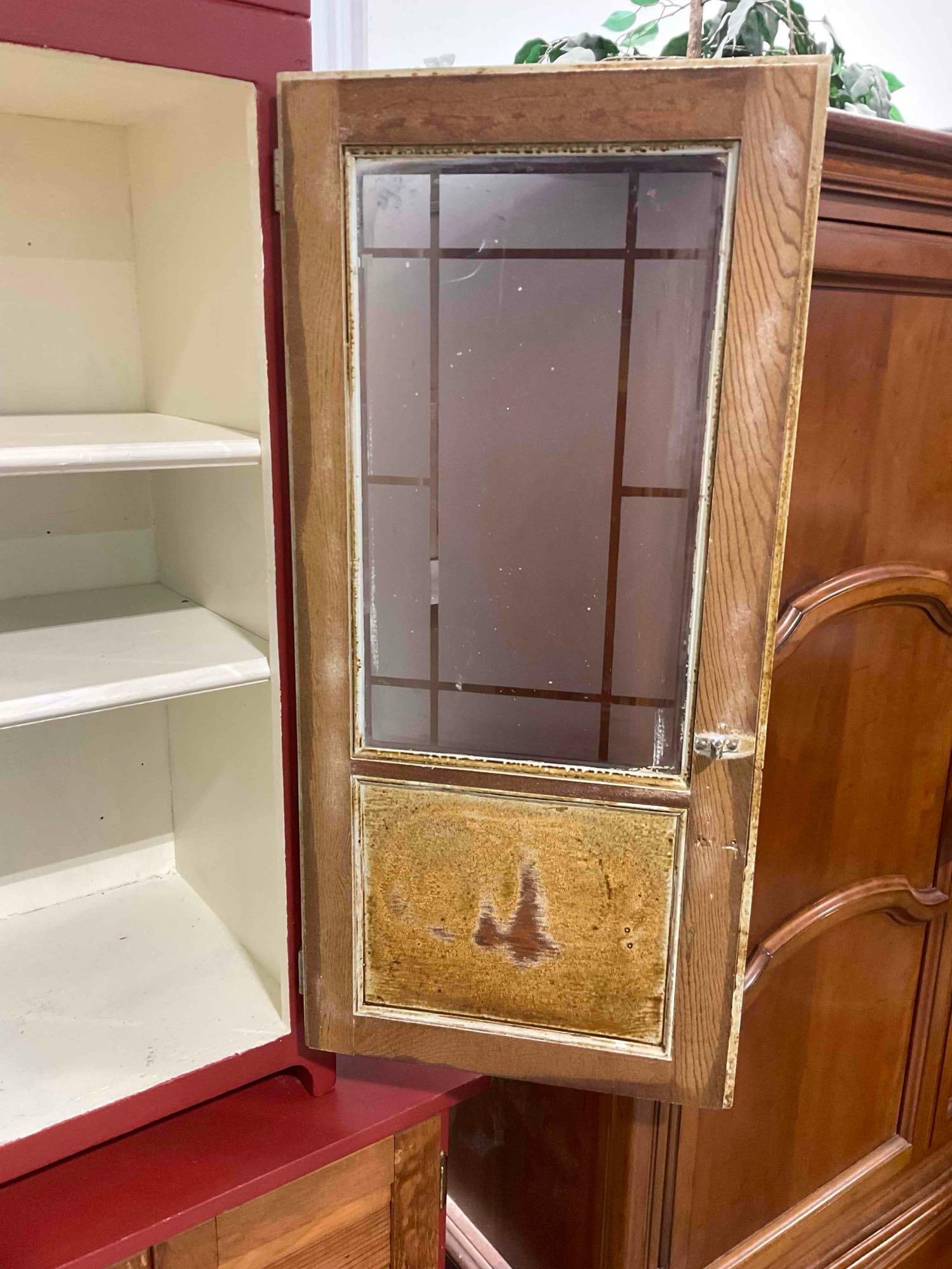 Vintage Primitive Built-In Furniture Co. 2-Tier Red Painted Kitchen Hutch. Very Good Condition. - 6