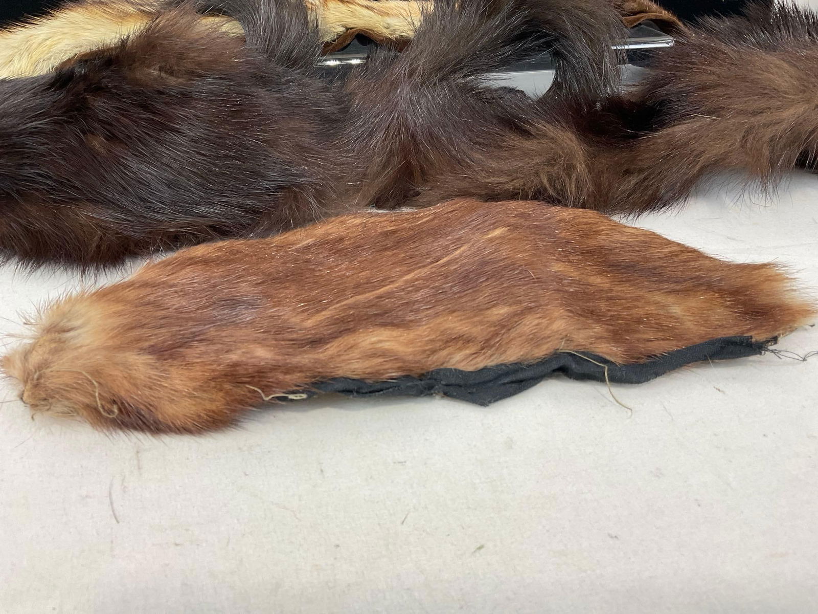 Few Fur pieces, Pale Mink Boa, 3 piece Whole Pelt Fur Scarf & Beaver(?) Pelt - 2