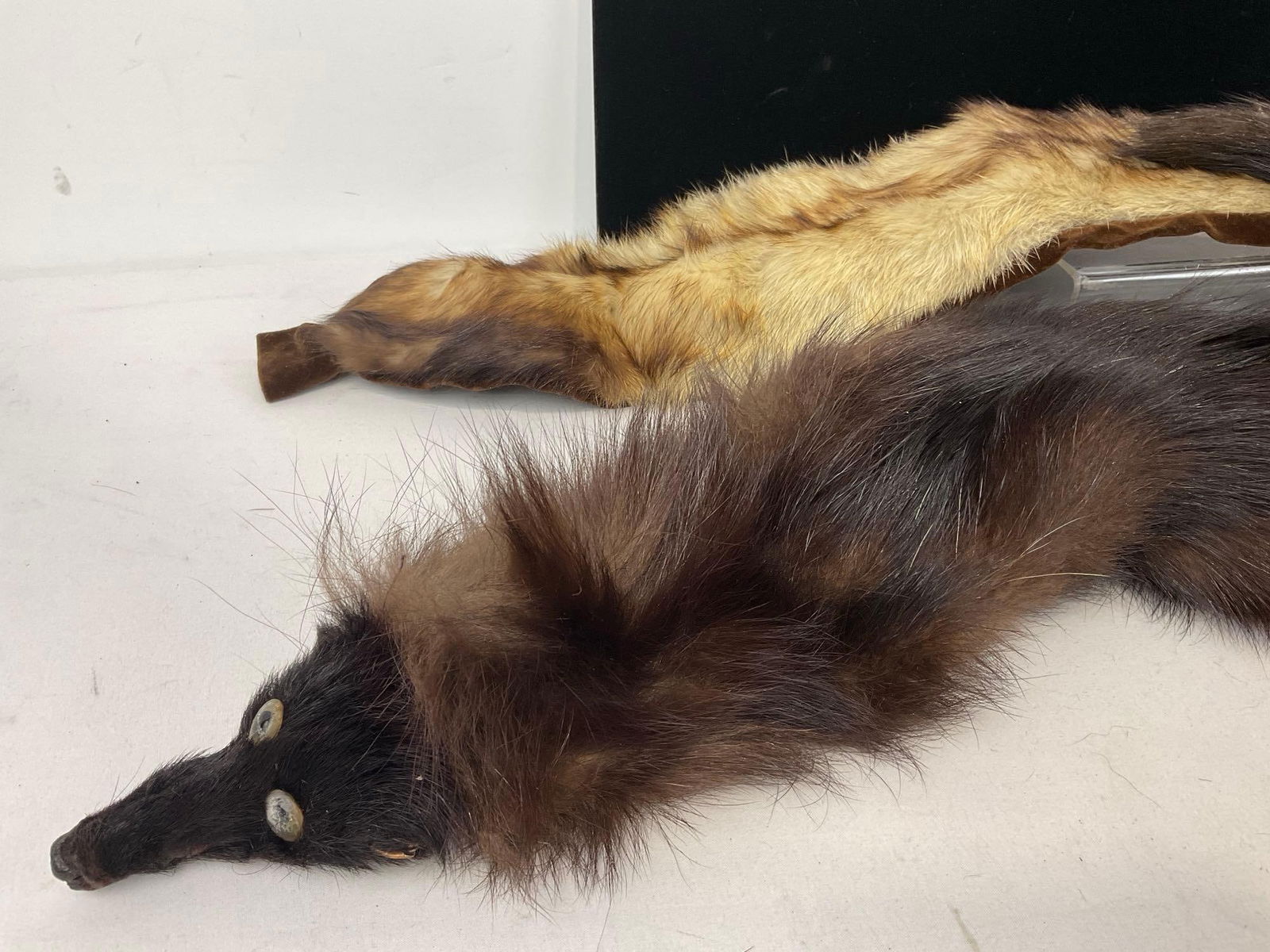 Few Fur pieces, Pale Mink Boa, 3 piece Whole Pelt Fur Scarf & Beaver(?) Pelt - 3