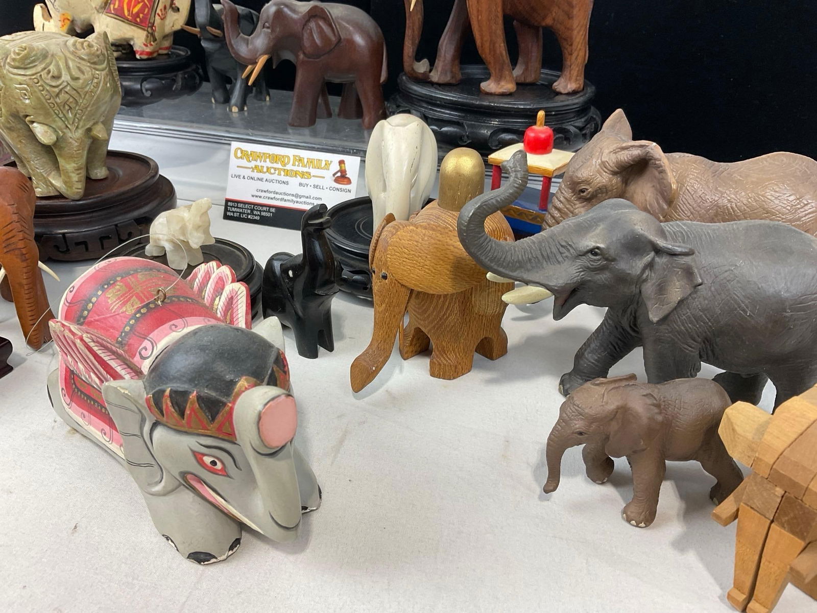 Assortment of Elephant Figures, 20 pieces, of various materials, Ceramic, Stone, Carved Wood & more - 4