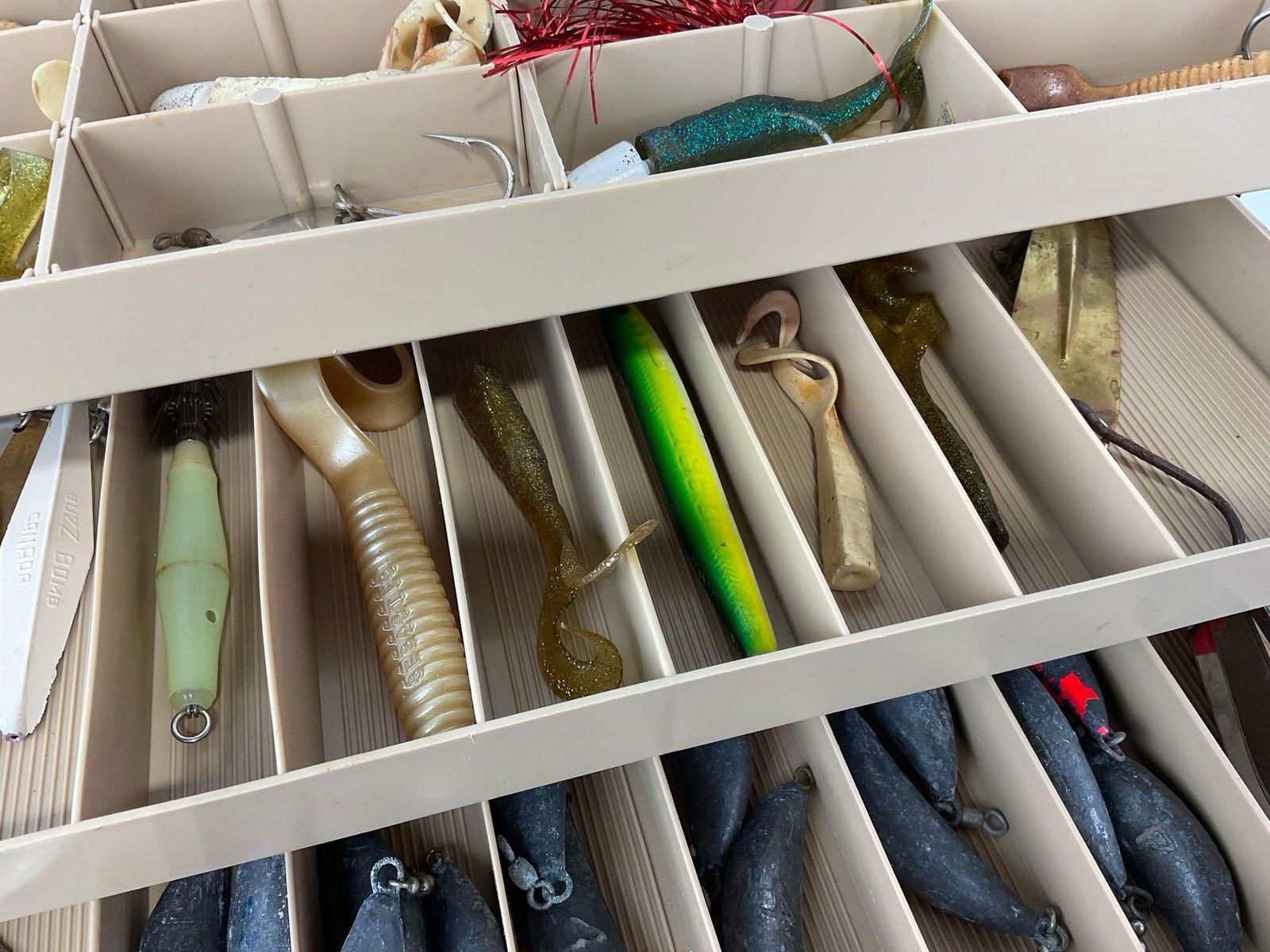 Old Pal 1080 Tacklebox w/ Lures, Weights, Dodgers, Flashers, & more, by Les Davis, Kelp-Kutter - 3