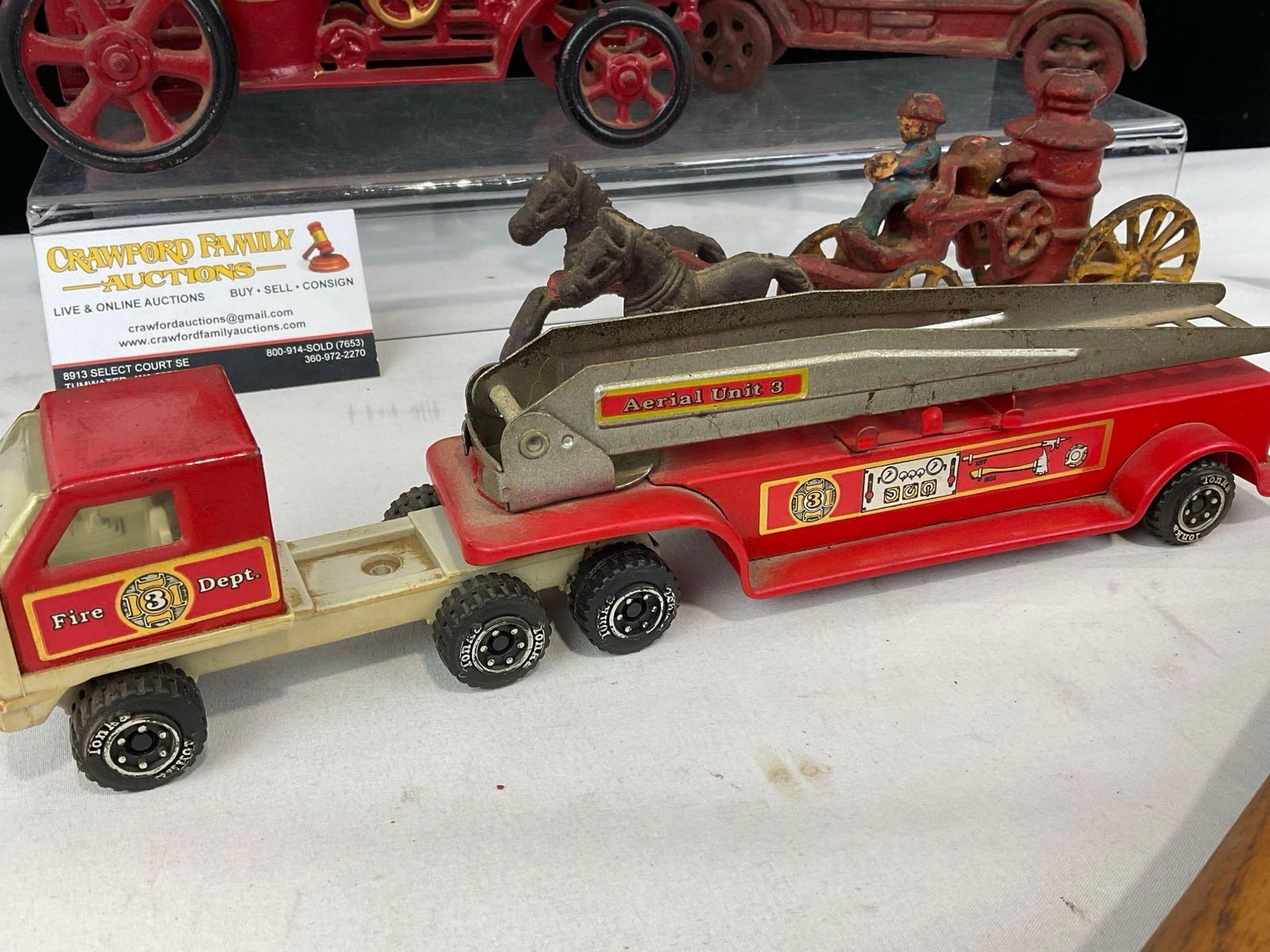 Cast Iron Firefighters Fire Truck, Horse Drawn Carriage, Fire Axe Hatchet, Diecast Truck - 2