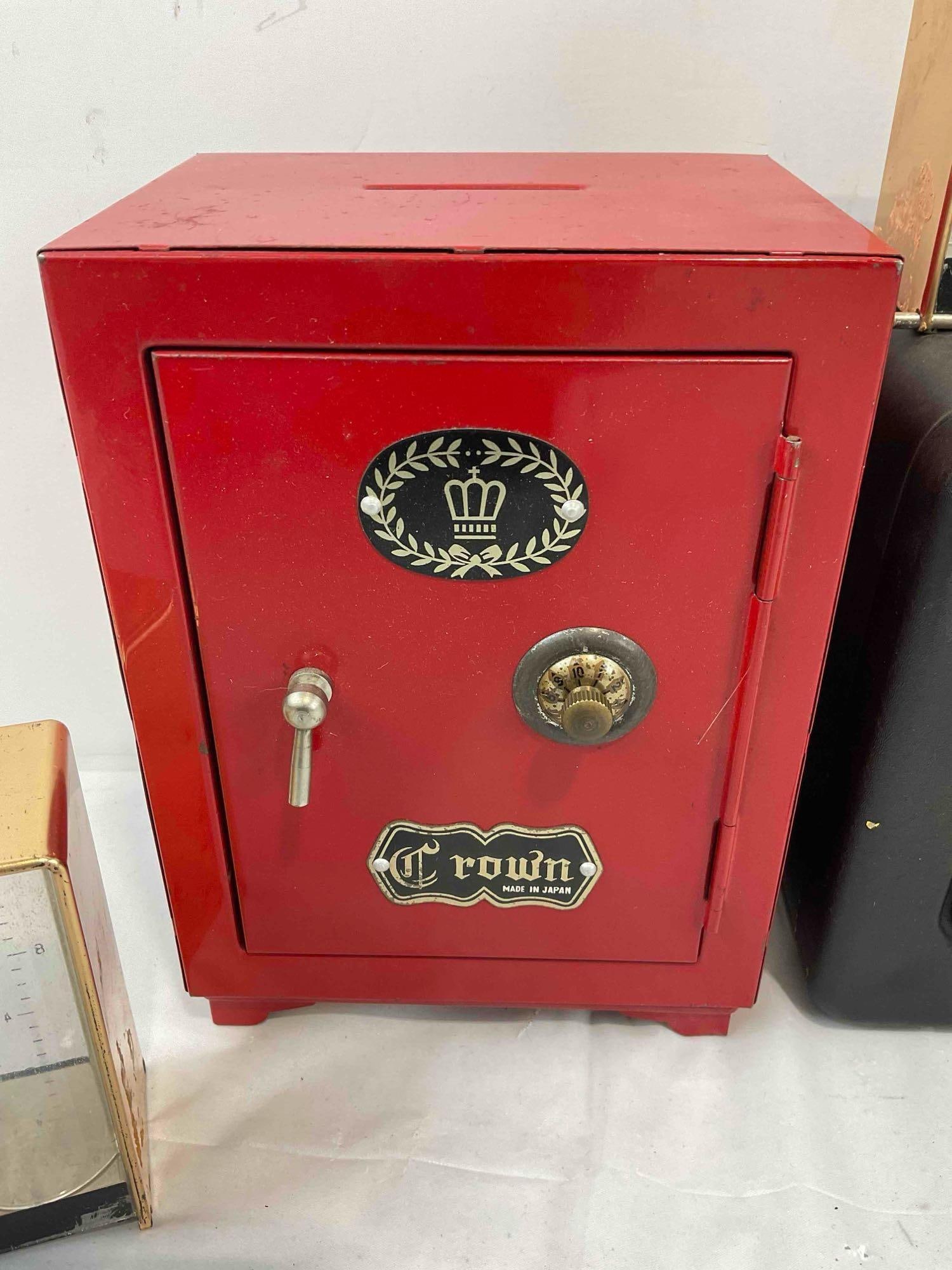 6 pcs Vintage Coin Bank Collection, incl. 3x Seattle First National Banks & More! Good Cond. - 3