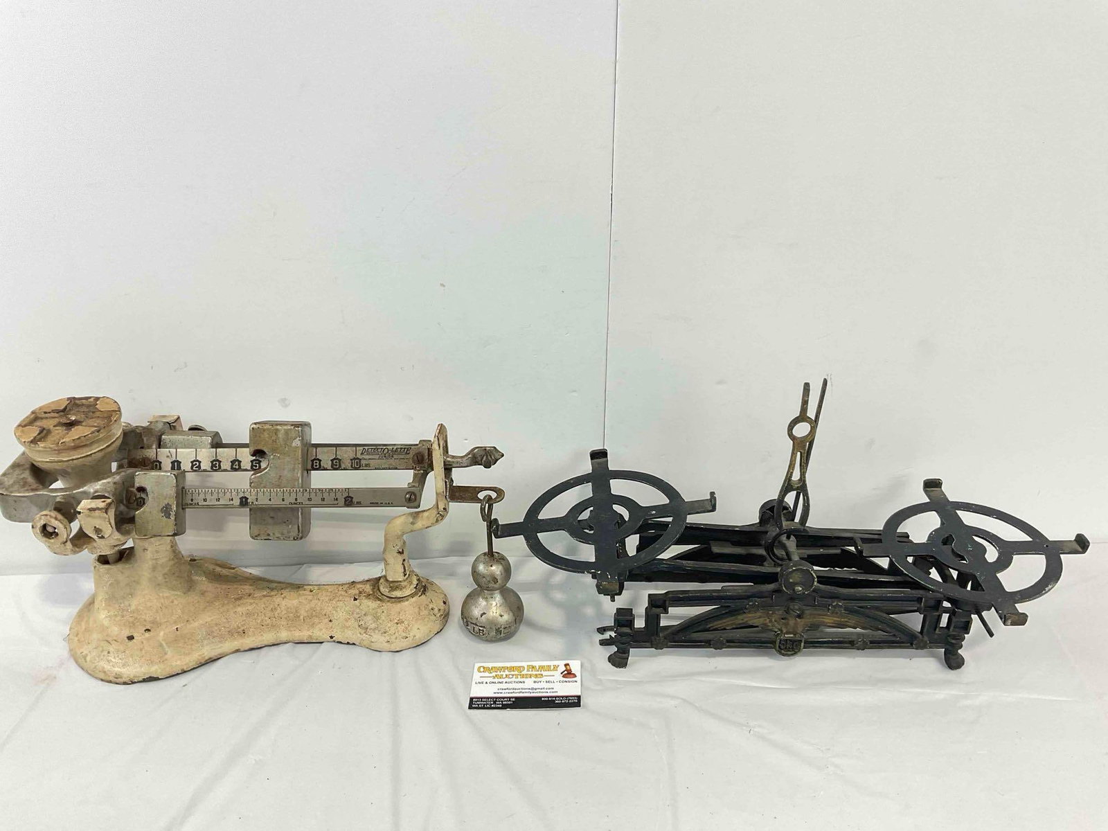2 pcs Vintage Metal Scales, incl. Detecto-Lette Baby Scale & Cast Iron Balance Scale. See pics. (1 of 12)