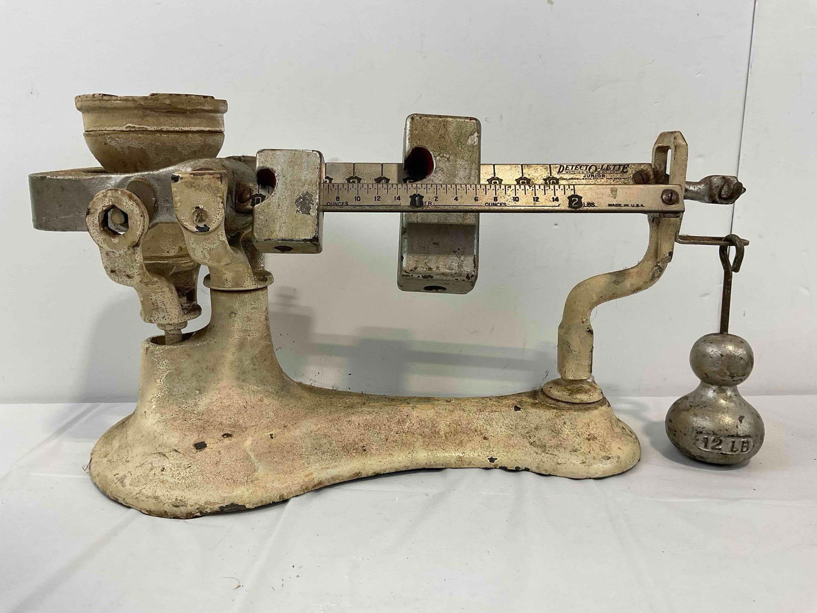 2 pcs Vintage Metal Scales, incl. Detecto-Lette Baby Scale & Cast Iron Balance Scale. See pics. - 6