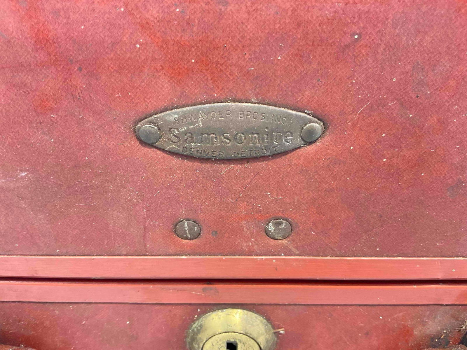 Vintage SAMSONITE Burnt Orange Plastic? Hard Shell Suitcase. Good Condition. See pics. - 2