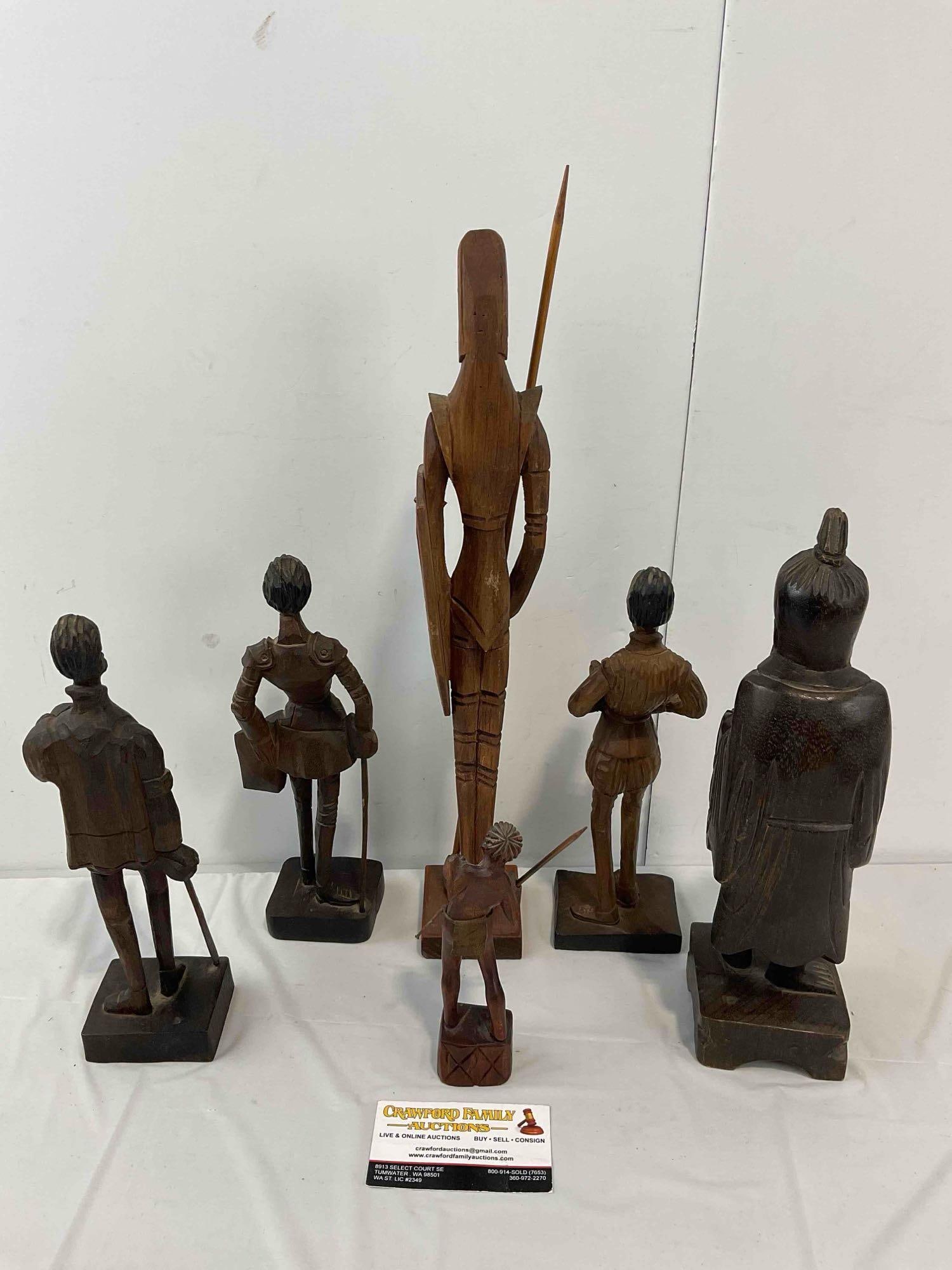 6 pcs Vintage Carved Wood Figure Souvenir Collection. Very Good Condition. See pics. - 4