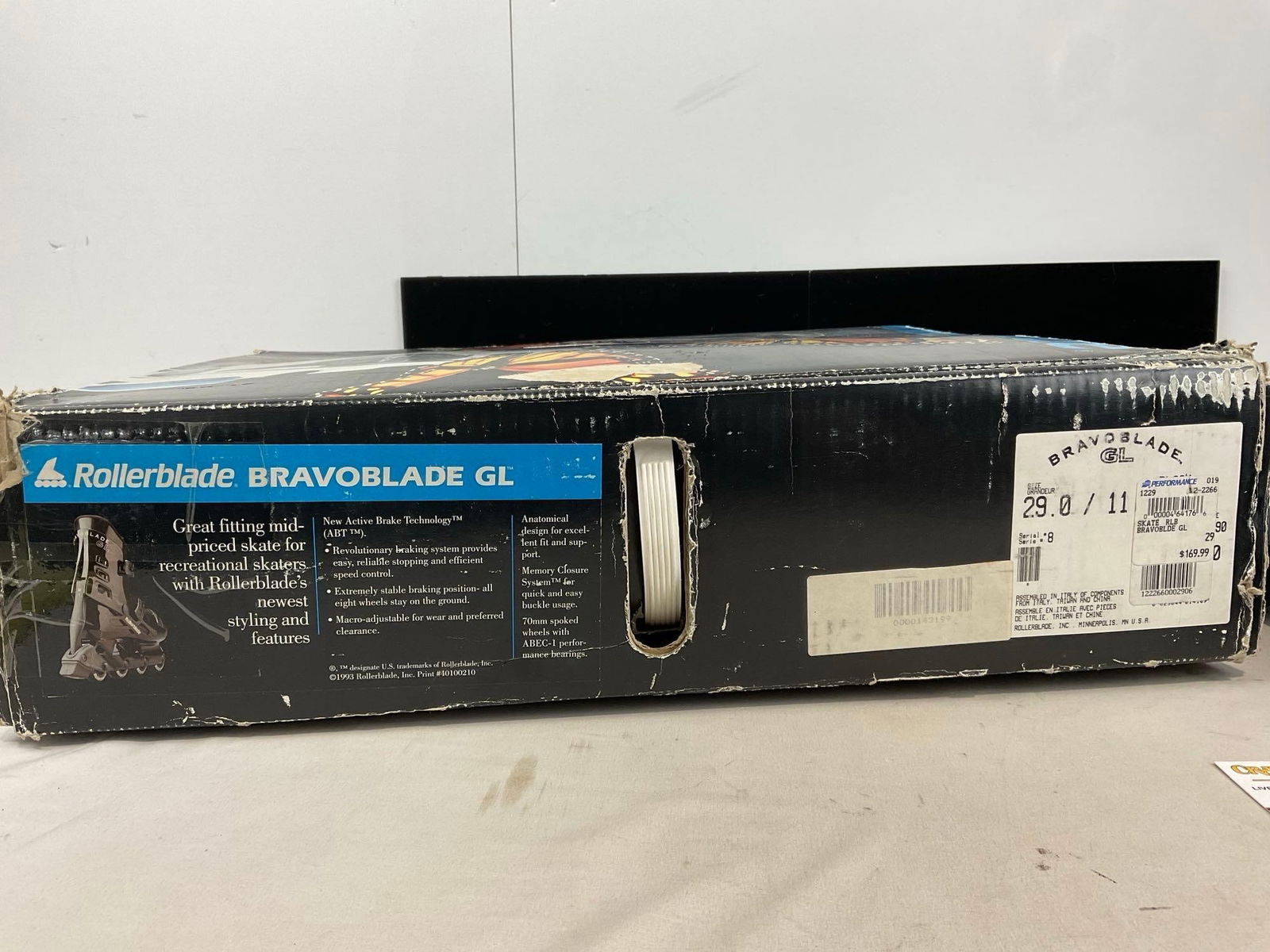 Vintage 1993 Rollerblades in original box, Size 11, w/ Pads, box is 7h x 18w x 22d inches - 7