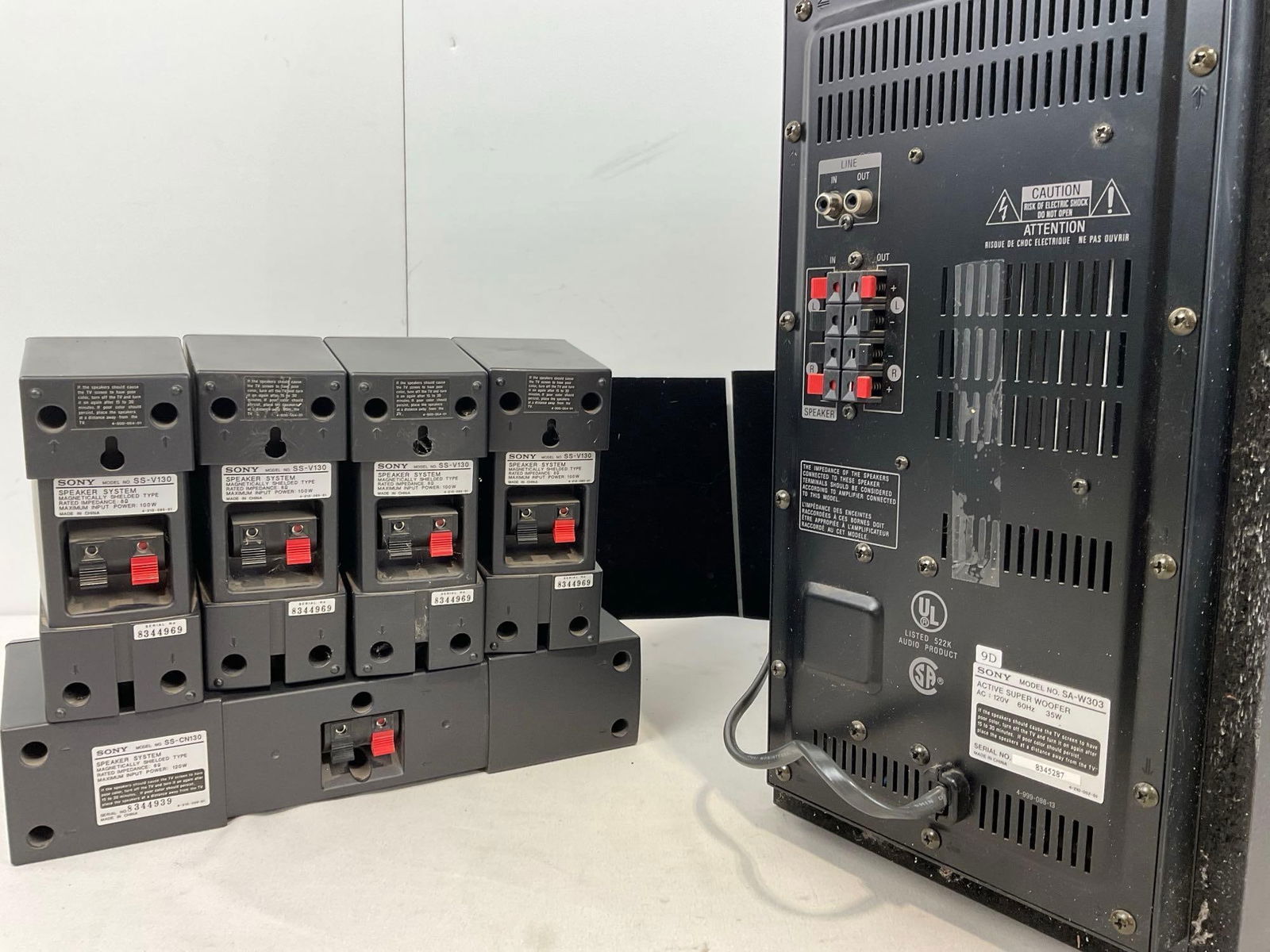 Sony , 5.1 4 Surround Sound System, model SA-W303 Active Super Woofer + 5 speakers w/original box - 3