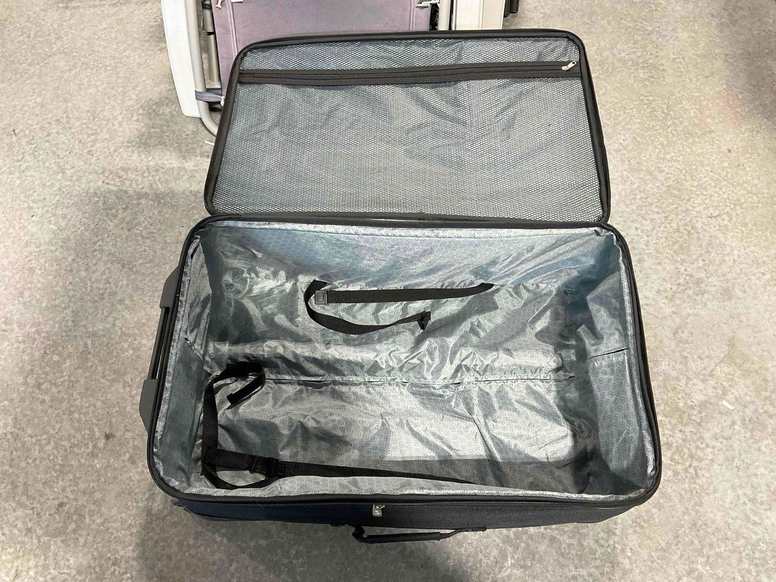 2 pcs Canvas Fabric Rolling Luggage Suitcases, Blue Kenneth Cole Reaction & Black Protege. - 8