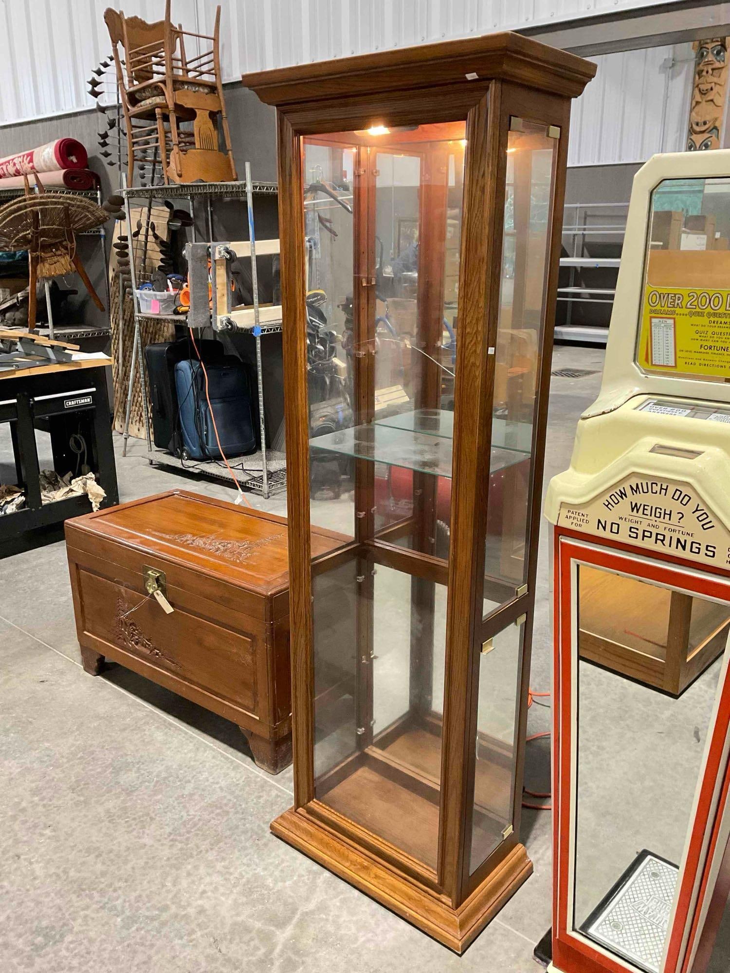 Vintage Lighted Wood & Glass Display Case w/ Mirrored Back & 1 Shelf. As Is Condition. See pics. (1 of 8)