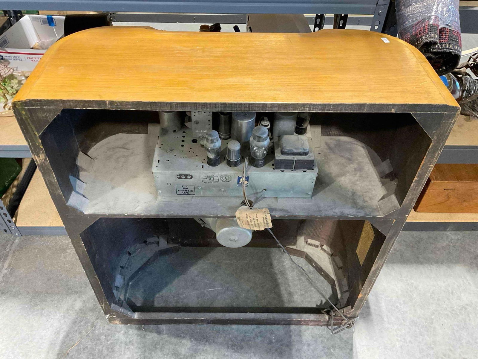 Vintage General Electric Floor Tube Radio Model G-76. Untested. See pics. - 5