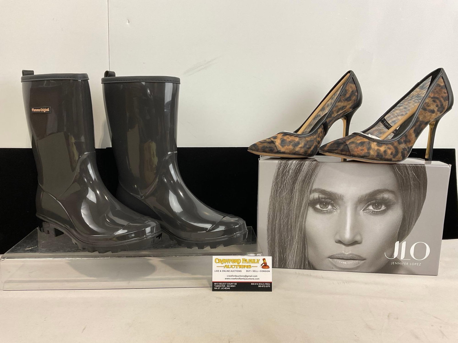 Pair of Shoes in Box, Jennifer Lopez Size 6.5 & Planone Original Boots, EU size 37: Appears to be in good shape. The piece measures approx 9h x 15w x 13d inches. See pics. E-5180 