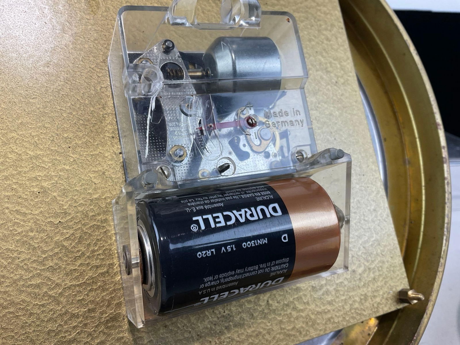 Vintage 1960s Kundo by Kieninger & Obergfell Brass World Map Desktop/Mantel Clock, 11h x 11w x 4d... - 6