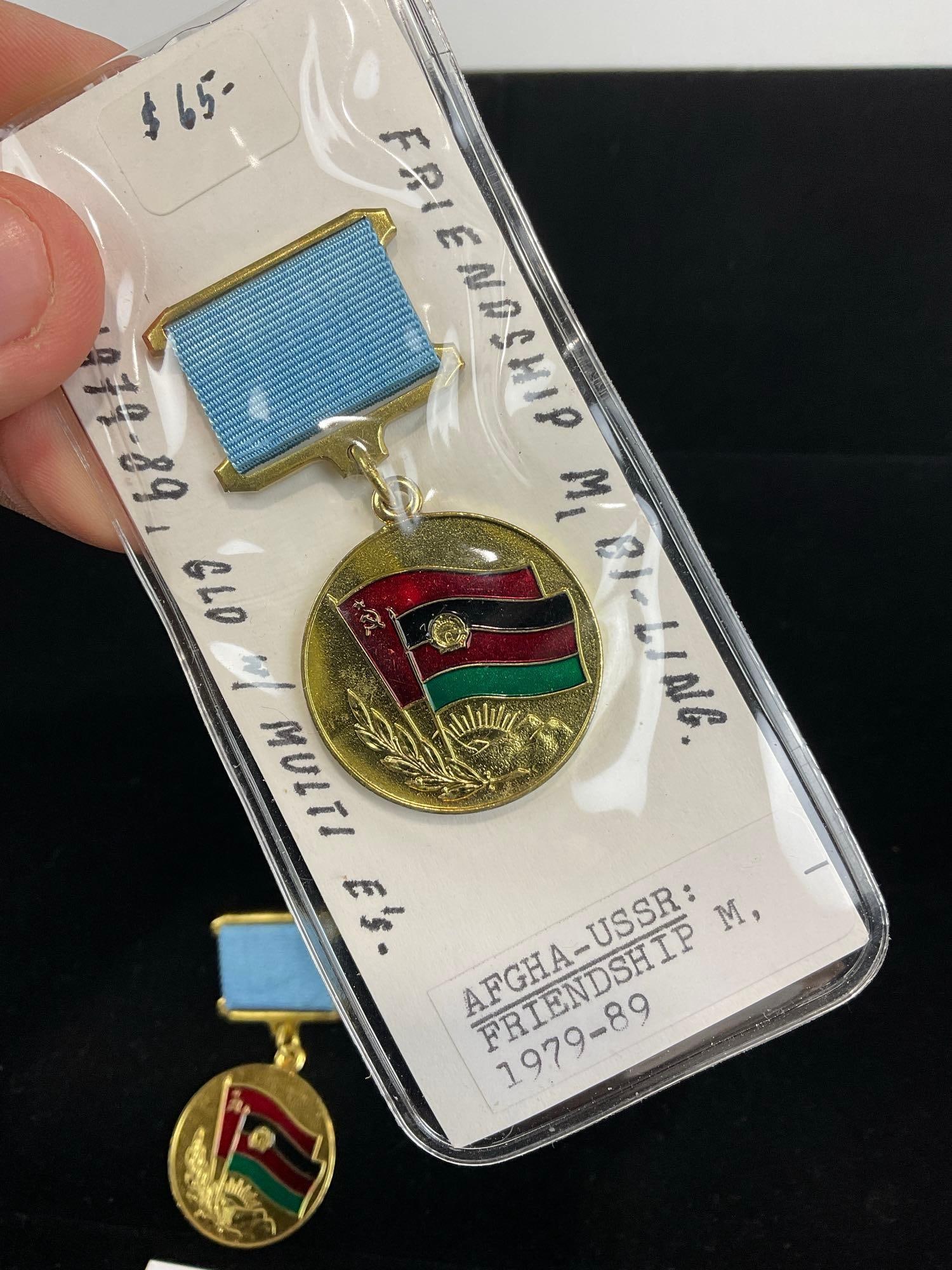 Pair of Afghanistan-USSR Friendship Medals, 1979-89, bronze gilt w/ Enamels - 2