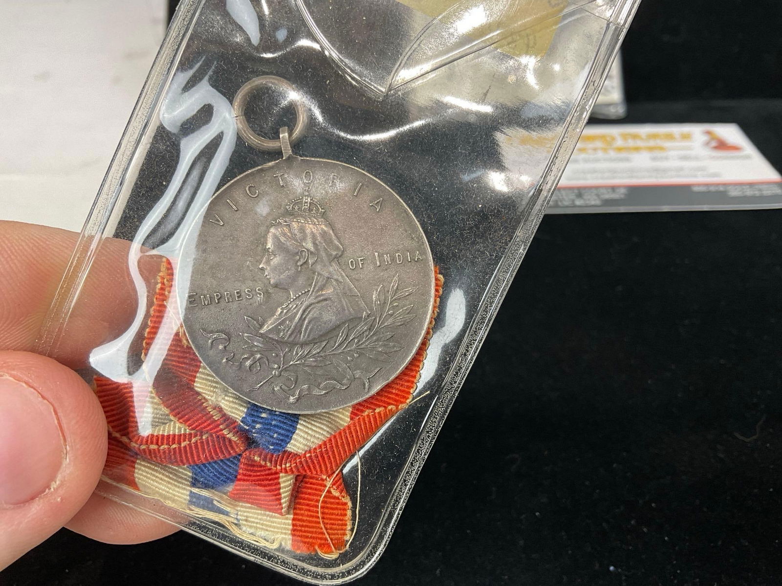 British Manc. Police Badge, Jutland Medal 1916, Bombay India Bronze Coin & Victoria Empress of In... - 6