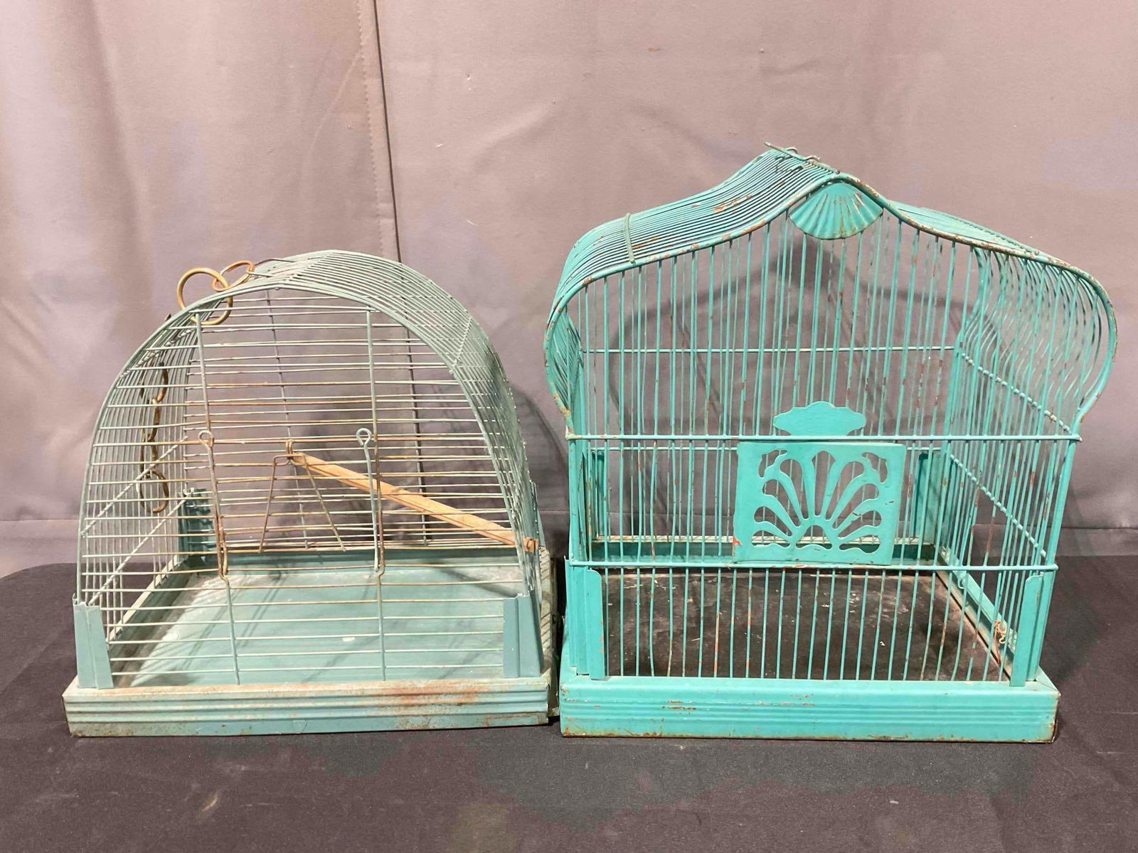 2 pcs Vintage Teal Painted Metal Wire Bird Cages, 1x Crown. Good Condition. See pics. (1 of 7)