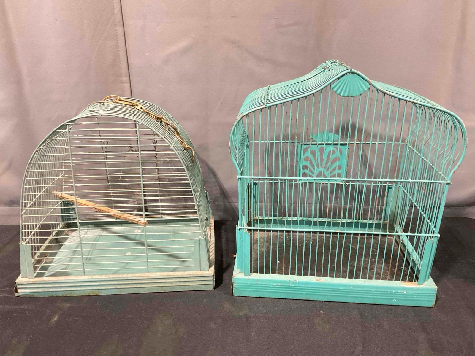 2 pcs Vintage Teal Painted Metal Wire Bird Cages, 1x Crown. Good Condition. See pics. - 6