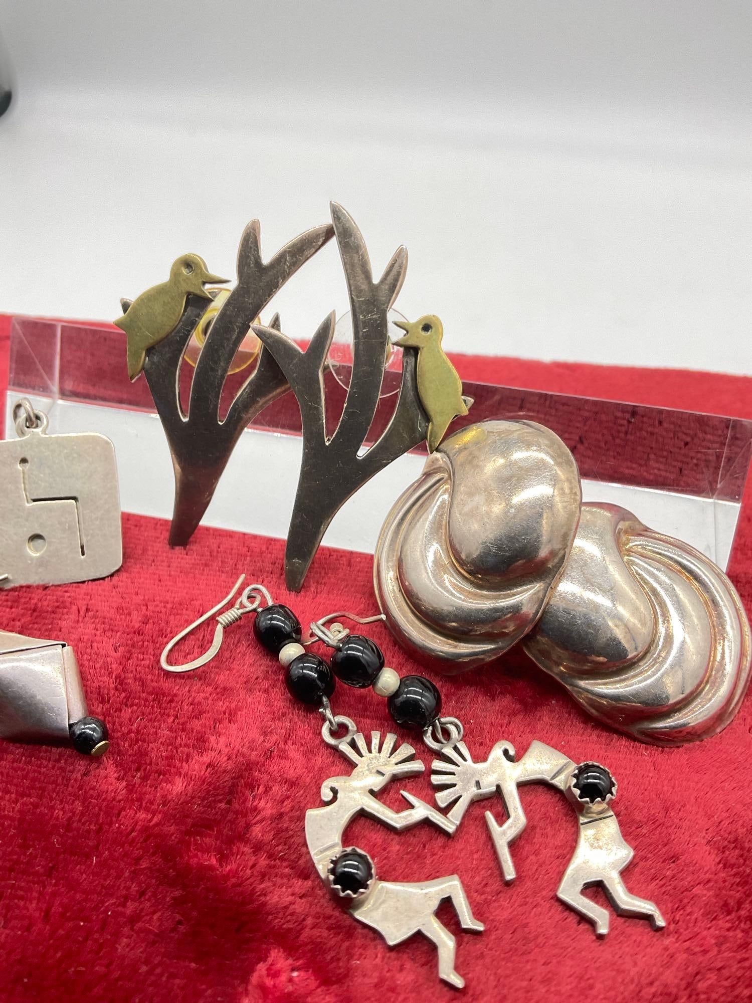 5x sets of Vintage Sterling Silver earrings mostly SW Designs largest set is 2" in length see pics - 3