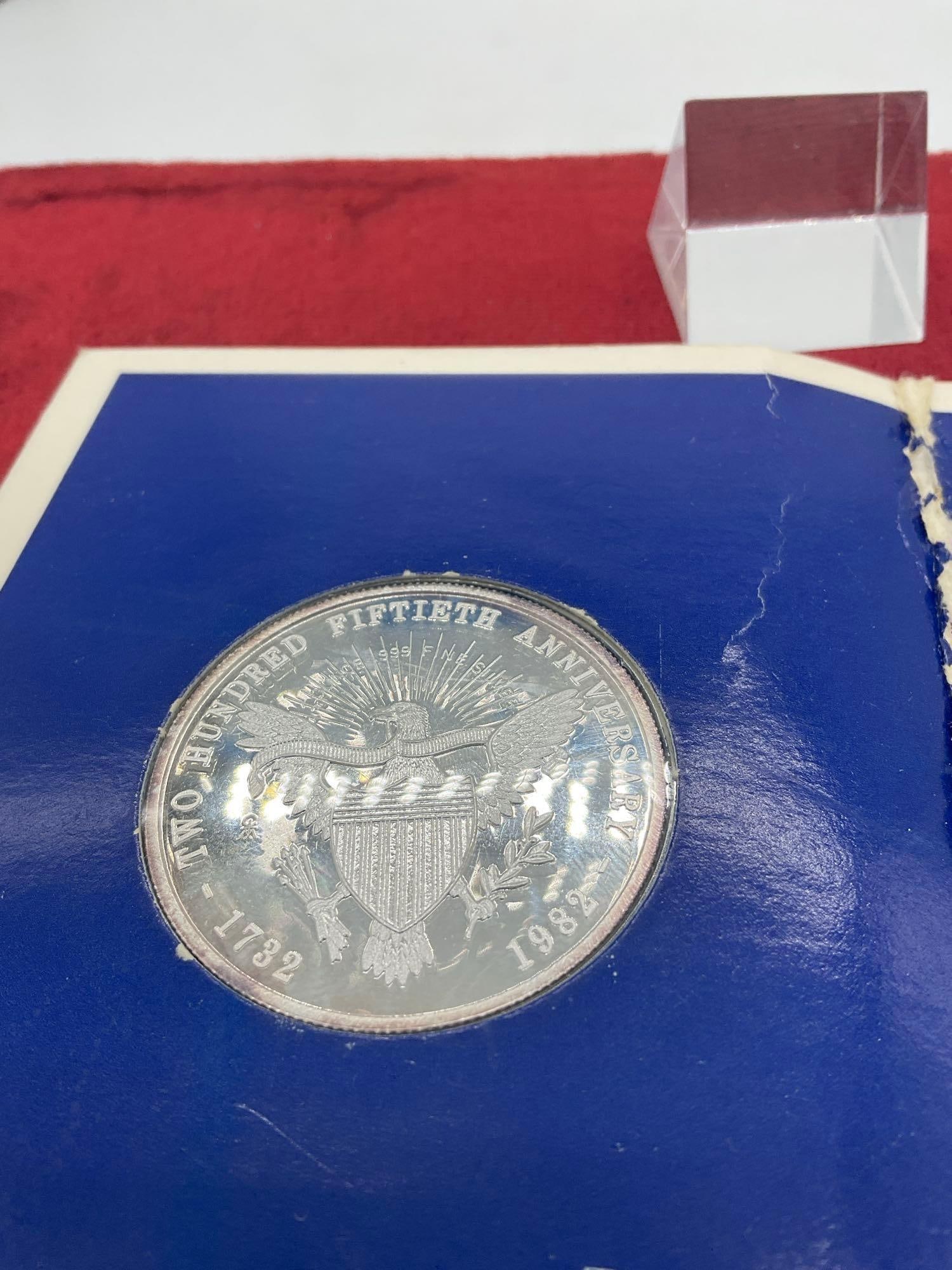 1982 George Washington 250th Anniversary .999 One ounce silver Proof Round in sealed Display - 4