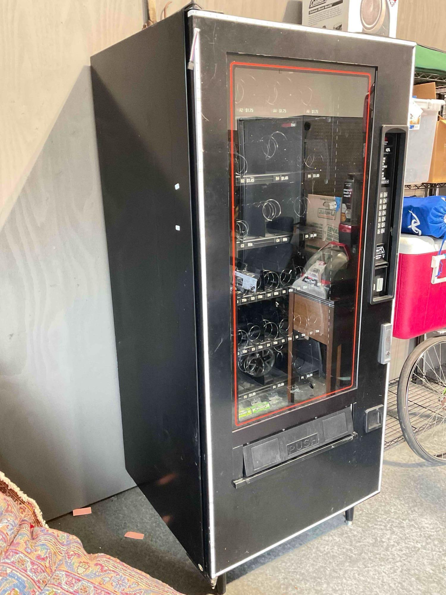 Crane GPL Snackvendor R32-Domestic Vending Machine Model 171D. Tested, Working. See pics. - 2