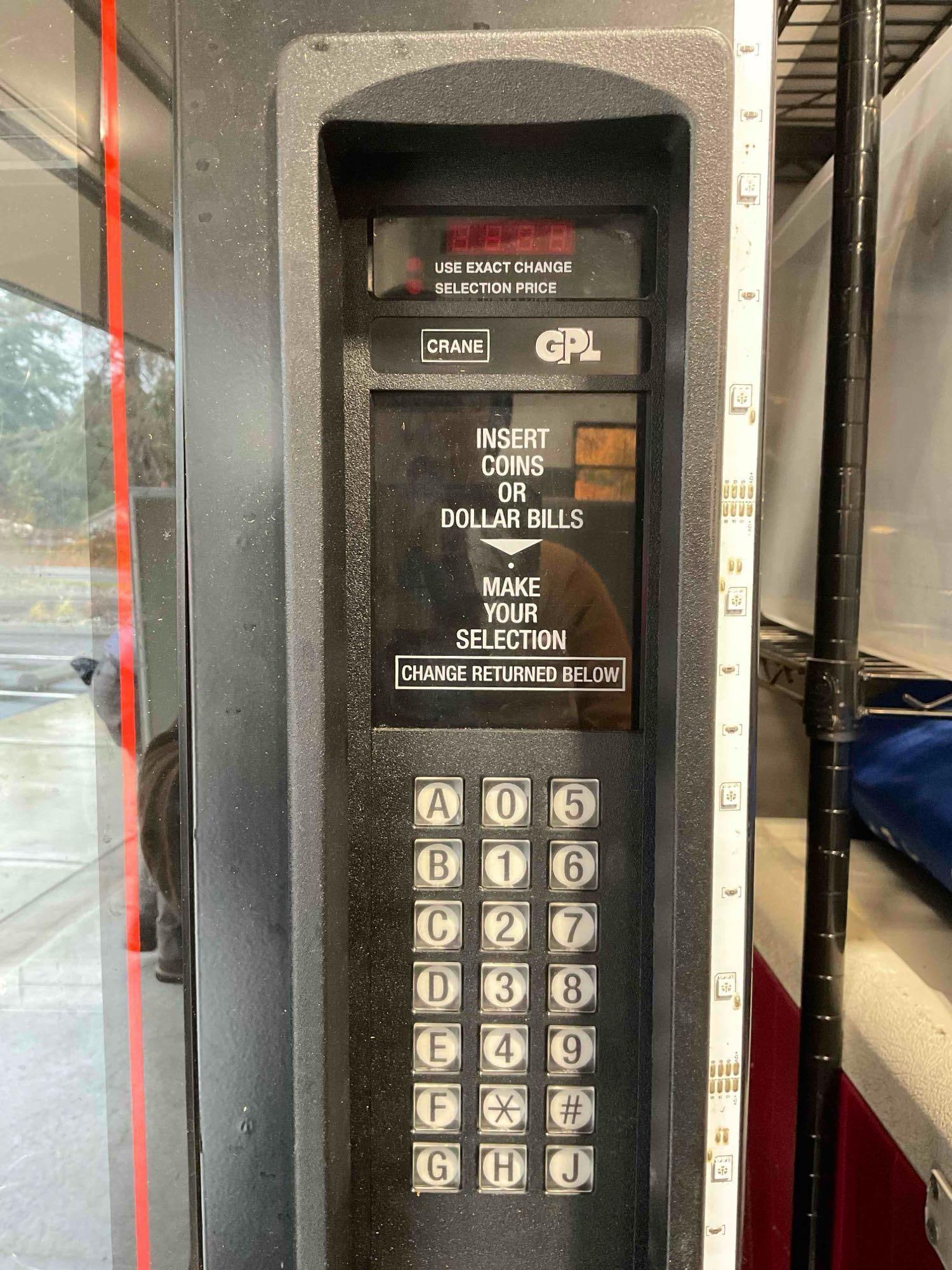 Crane GPL Snackvendor R32-Domestic Vending Machine Model 171D. Tested, Working. See pics. - 4