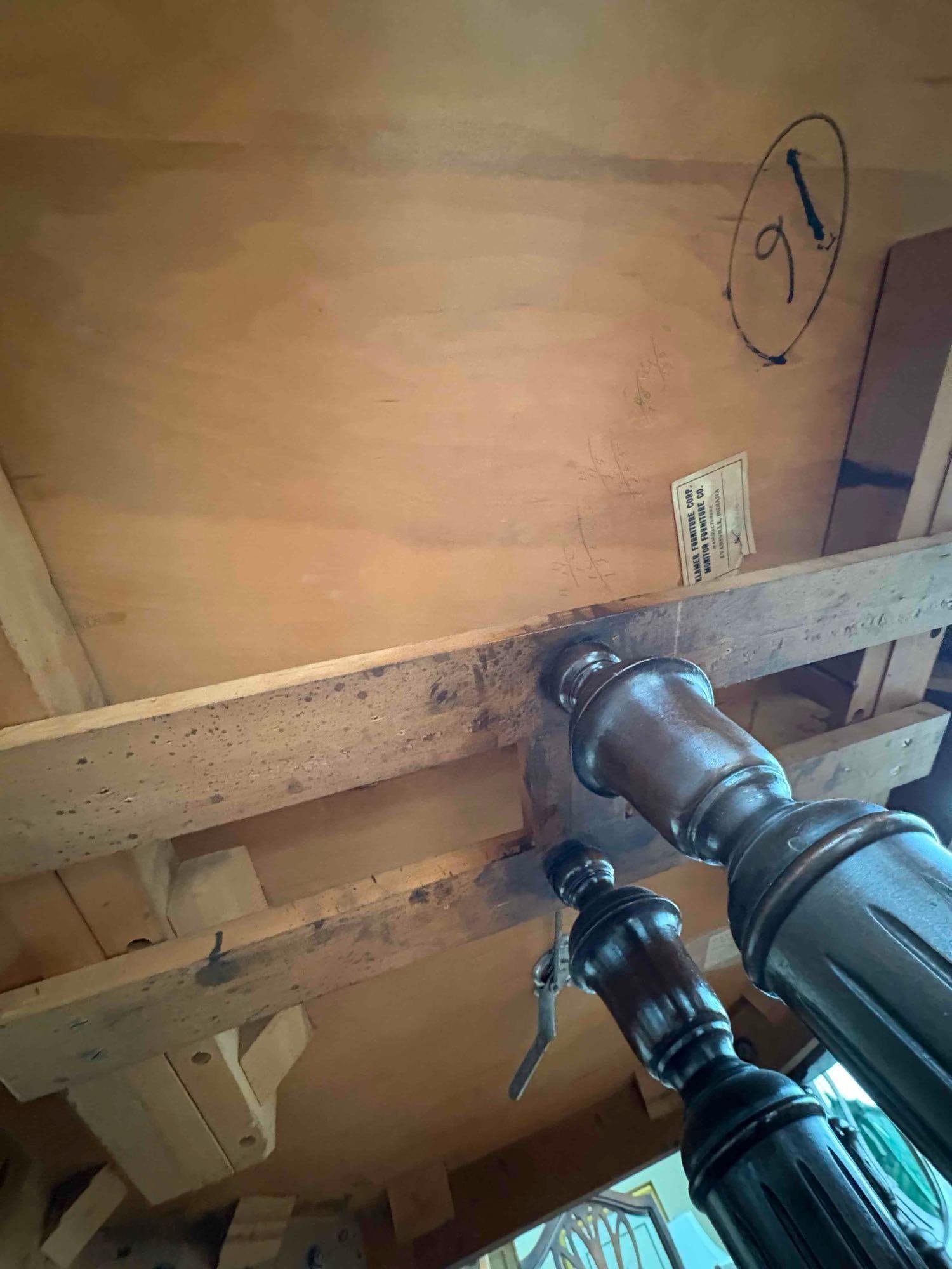 Circa 1930's -40's Klamer Furniture Company Dining Table w/ 3 leaves & 6 Shied back Chairs Nice Set - 7