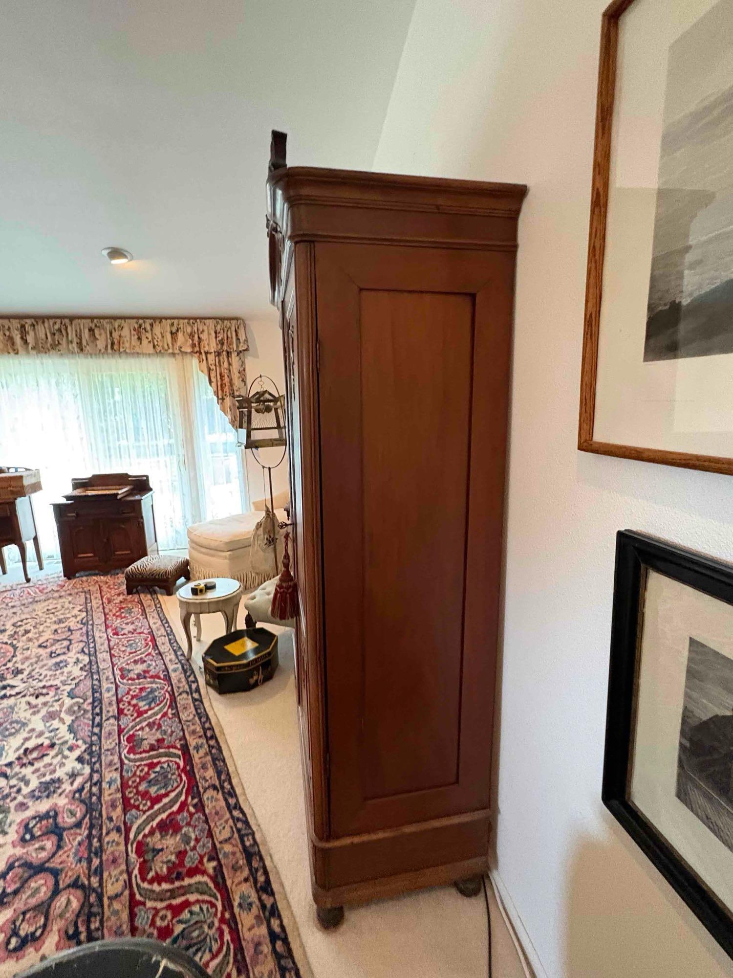 Gorgeous Turn of the century Antique Mahogany Armoire w/ removable coat rack & bottom drawer - 3