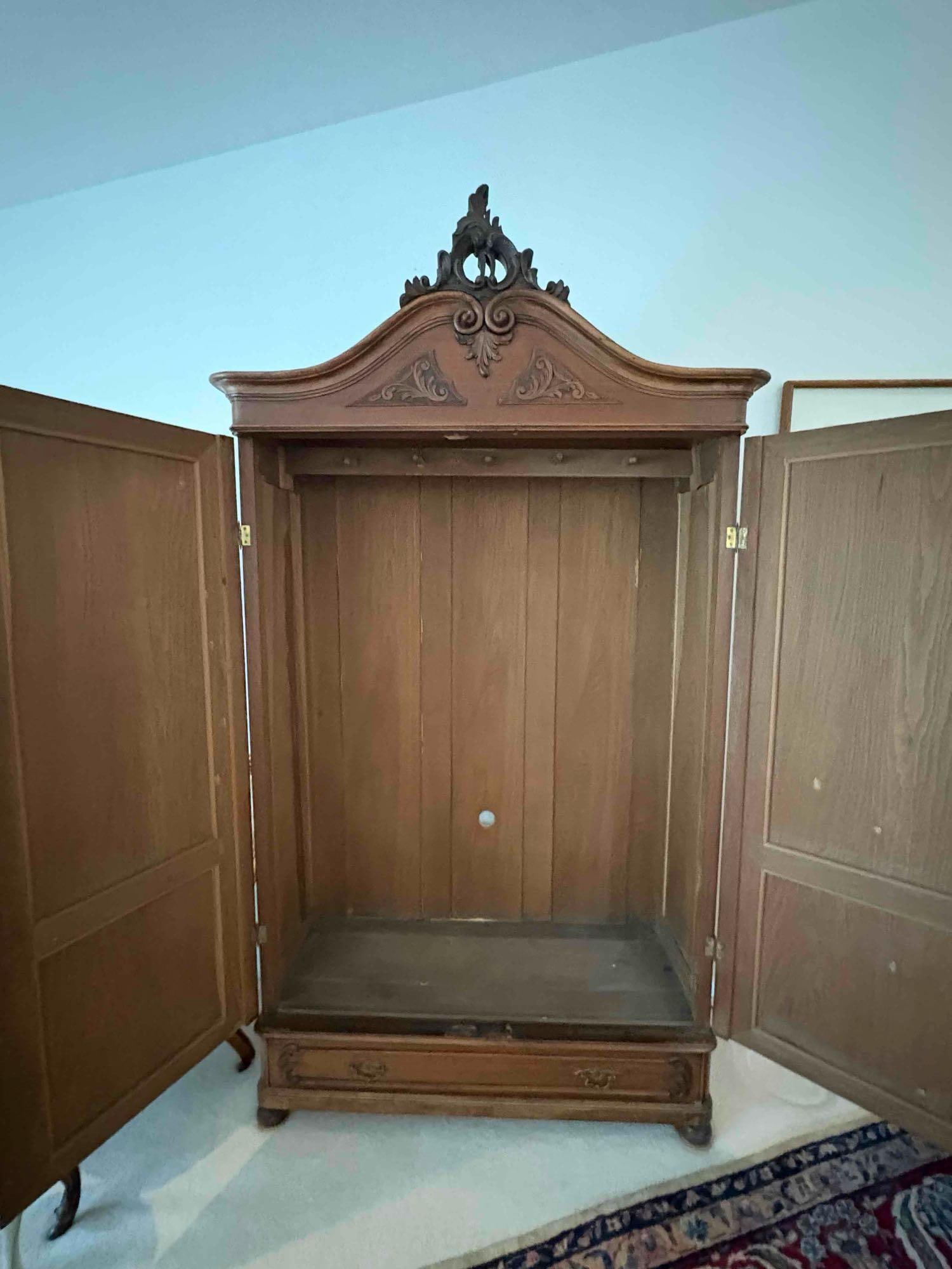 Gorgeous Turn of the century Antique Mahogany Armoire w/ removable coat rack & bottom drawer - 4