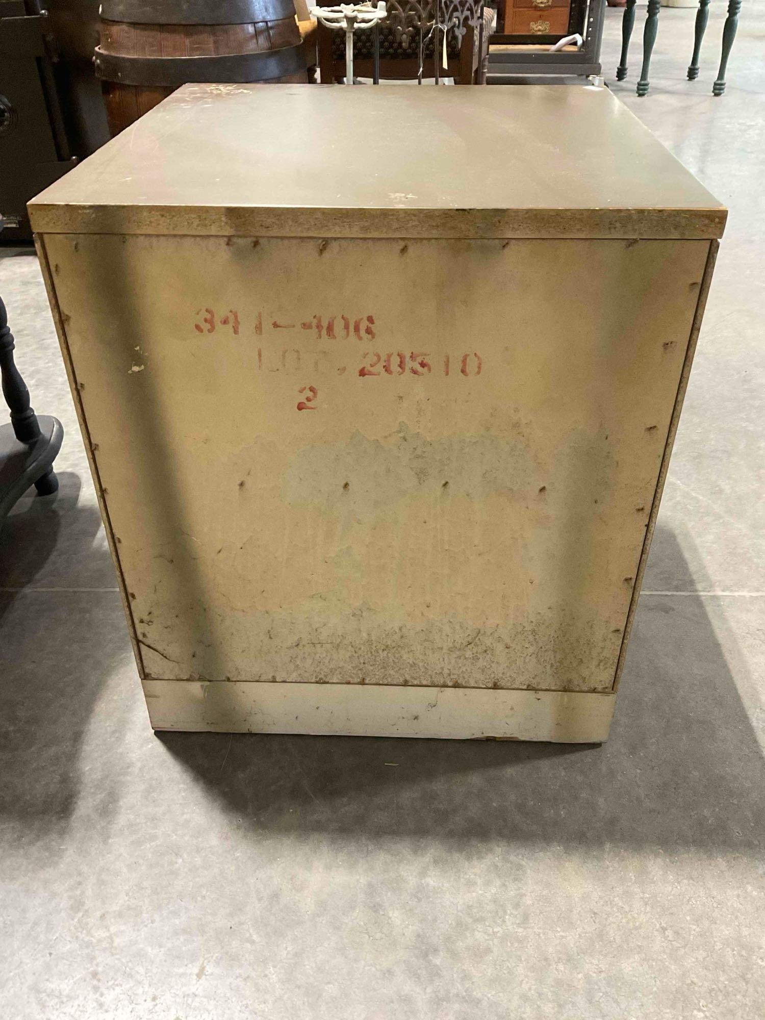 Vintage Brown Painted Wooden Cabinet w/ 2x Drawers & Brass Drawer Pulls. Good Condition. - 6