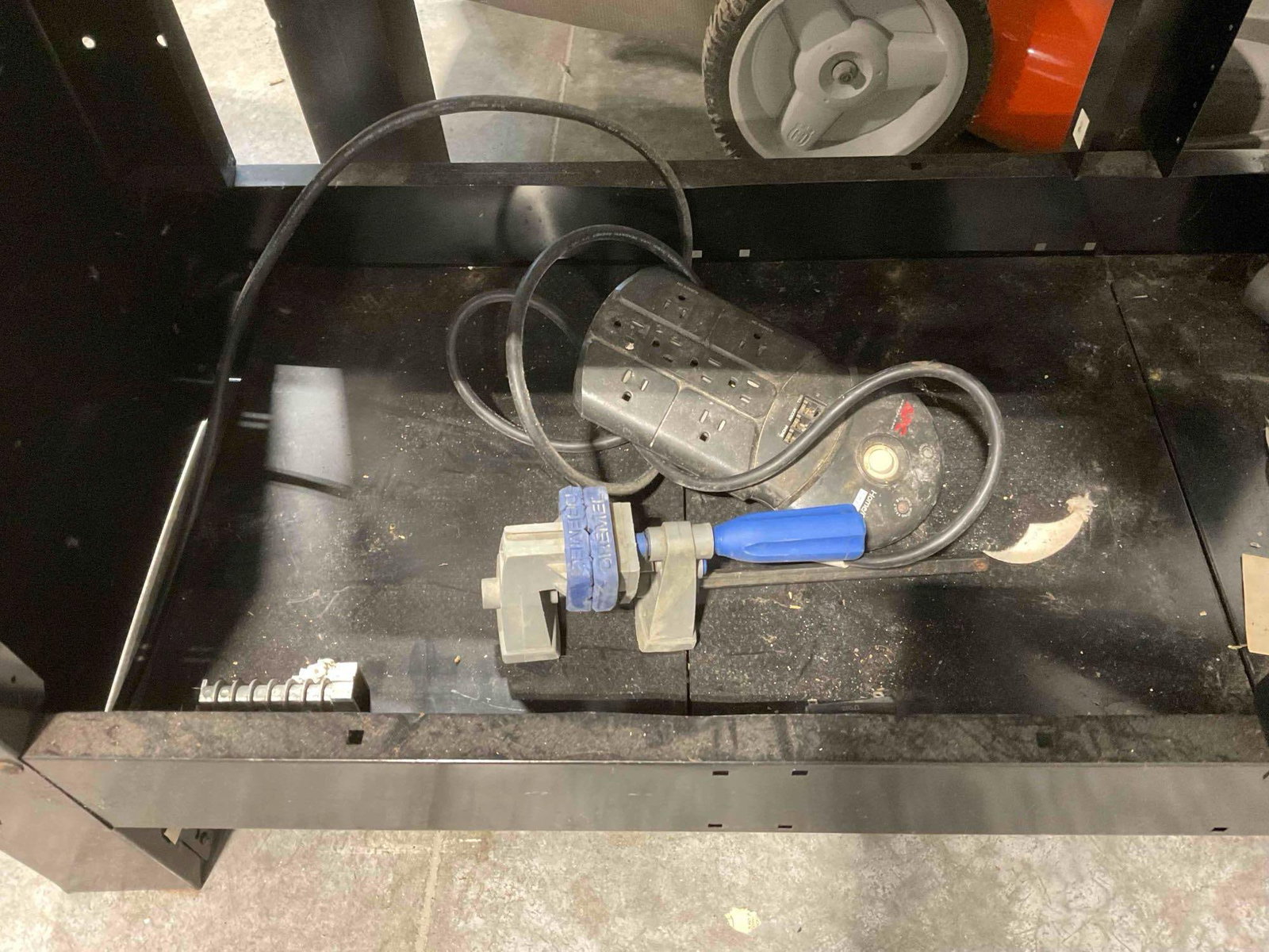 Craftsman Work Bench w/ 2-Drawers & Contents, incl. Craftsman Socket Set & More! See pics. - 5