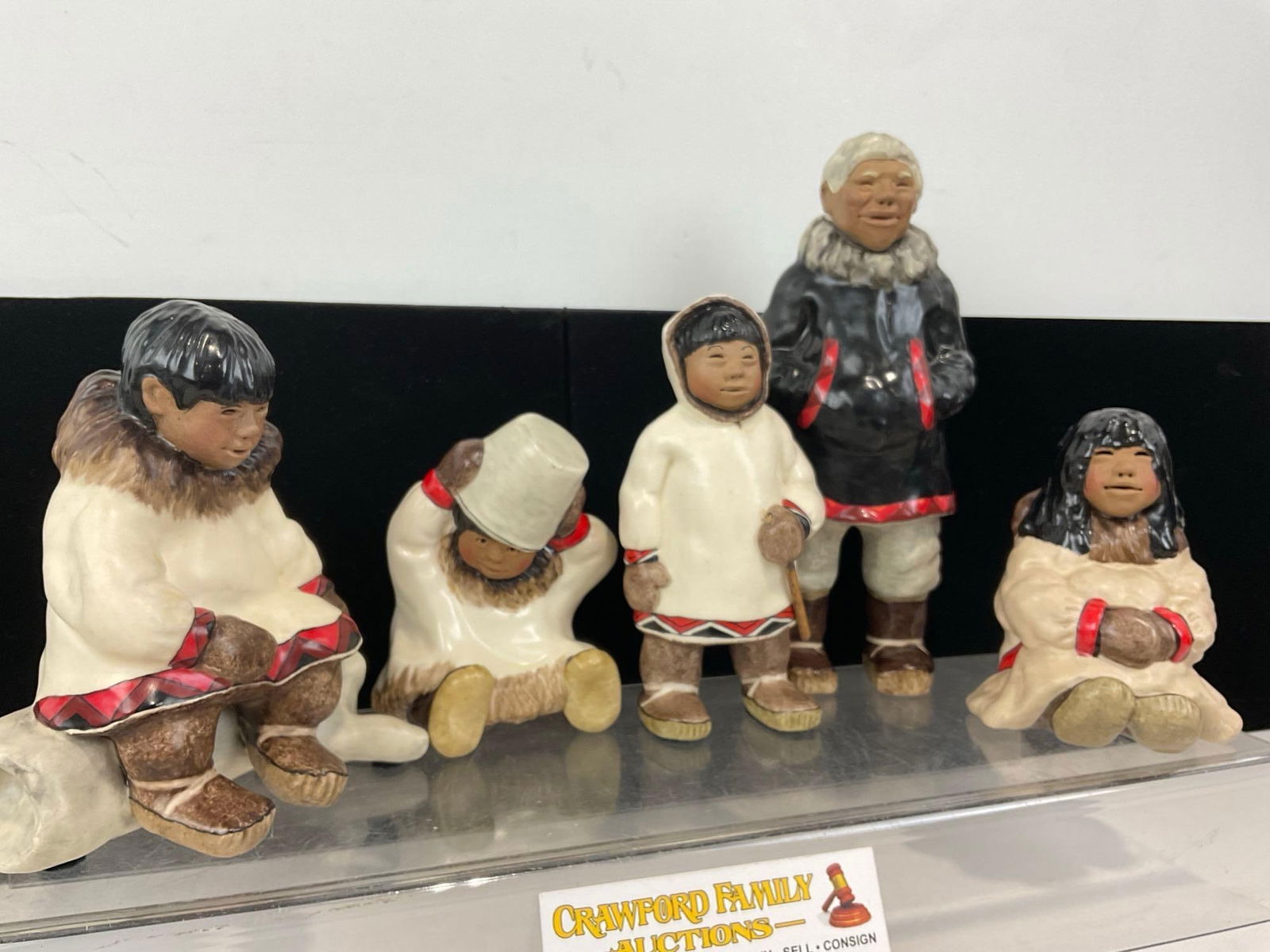 5 Alaskan Inuit Figures, Handpainted Pottery, Signed C. Alan Johnson, from 3x 1962, 1976 & 1983 - 3