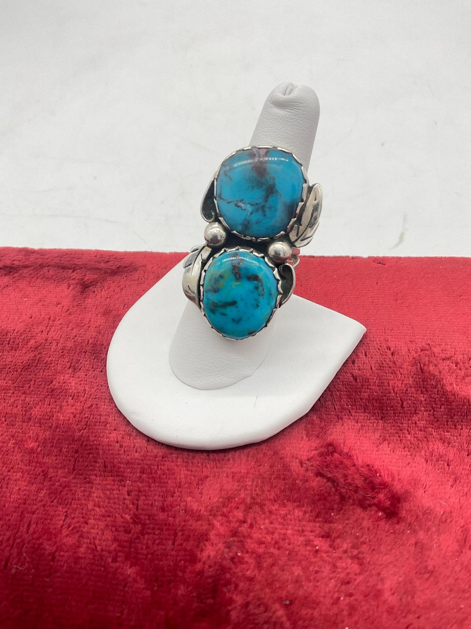 Vintage sterling silver Native American Ring w/ dual turquoise setting signed BLACK STAR - 2