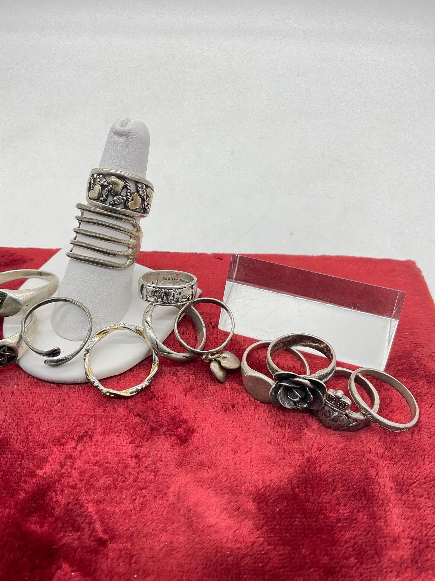 16 Sterling silver rings in various styles, sizes and designs see pics - 3