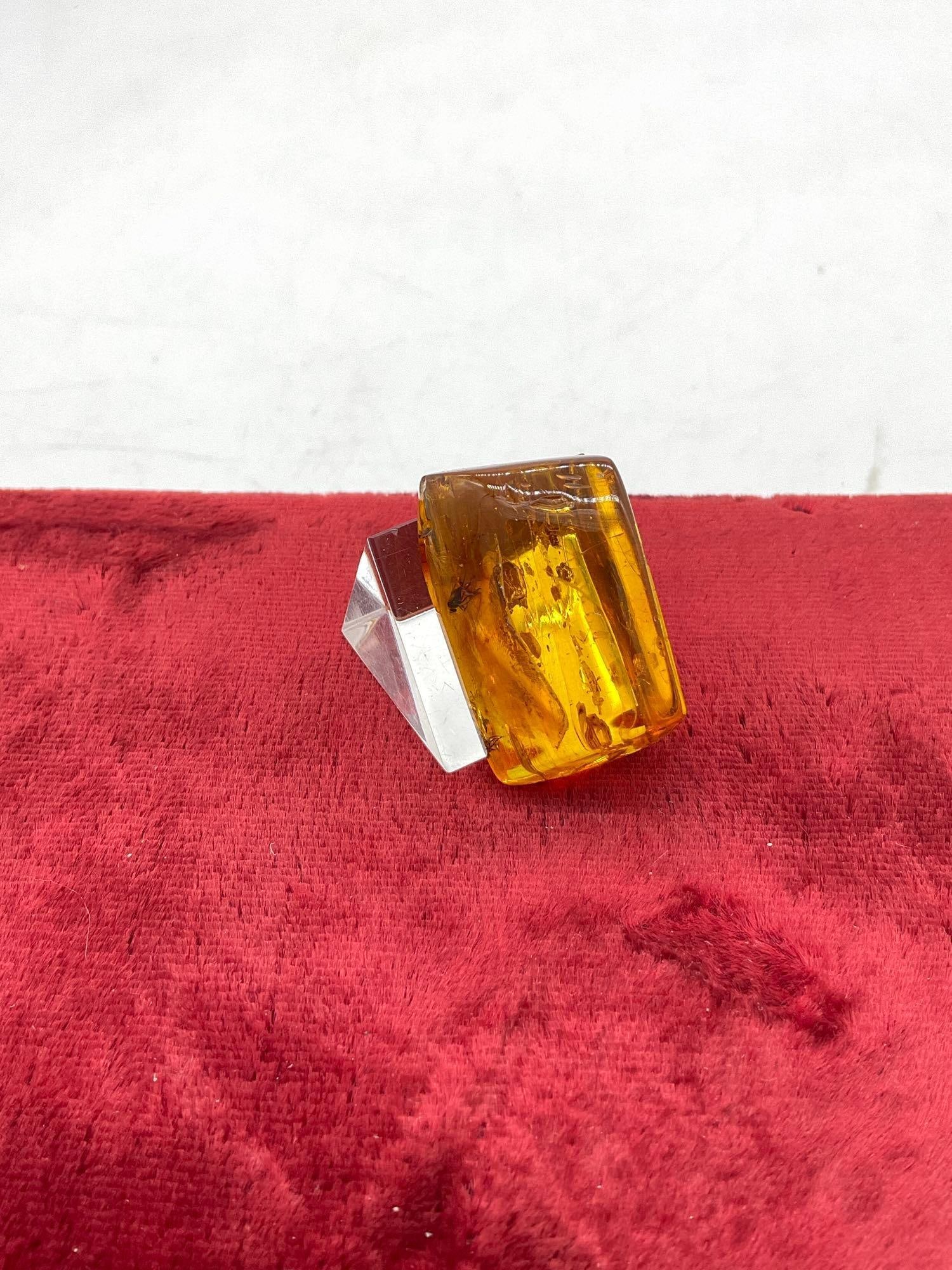 Very fine and large high quality Baltic Amber golden nugget with inclusions: JC-1554 