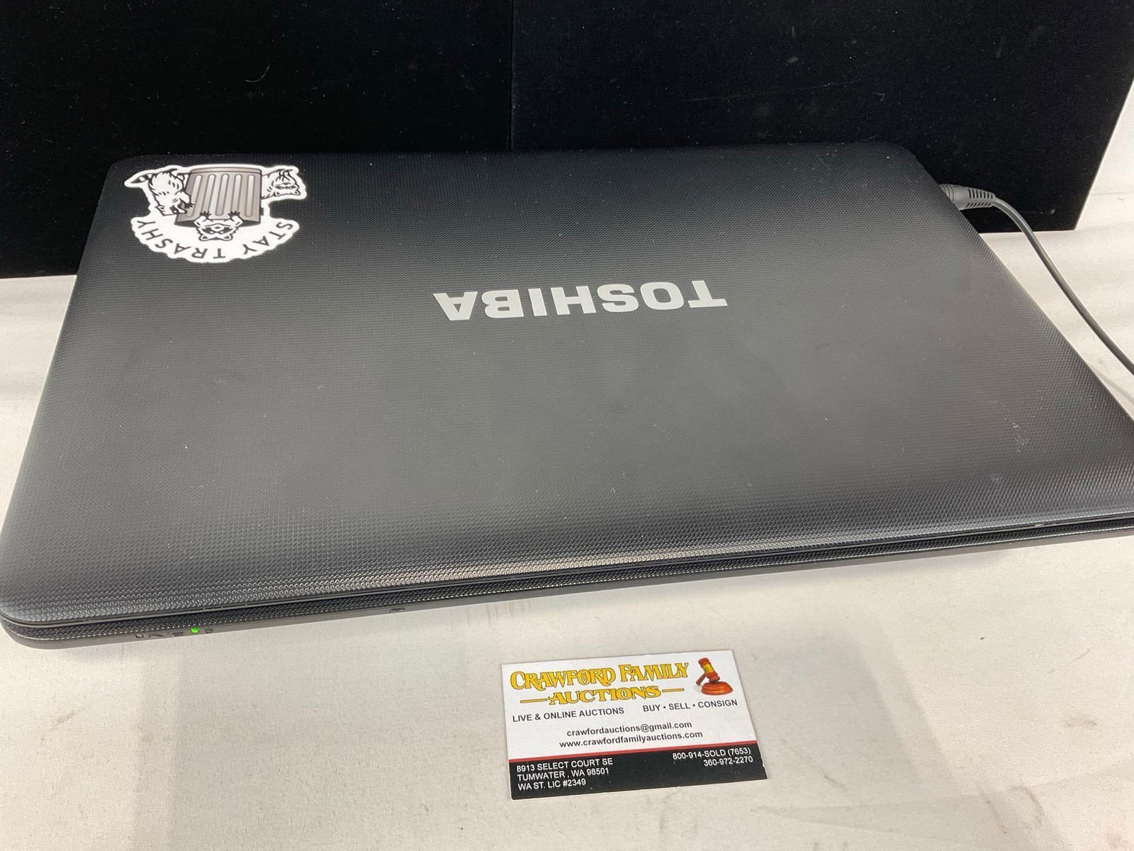 2011 Toshiba Satellite 15.6-inch laptop model C655-S5540, older laptop, tested & working - 4