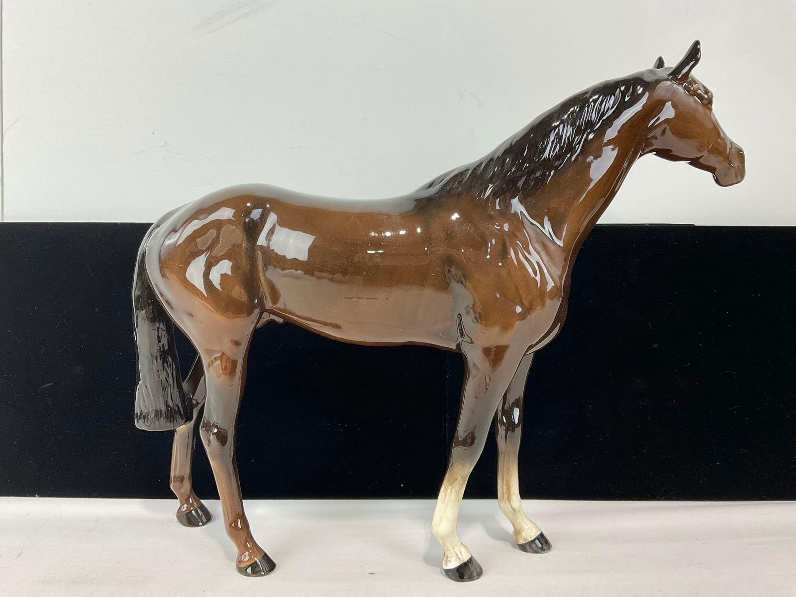 Beswick England Glazed Porcelain Horse Statue, 12h x 15w x 5d inches - 5