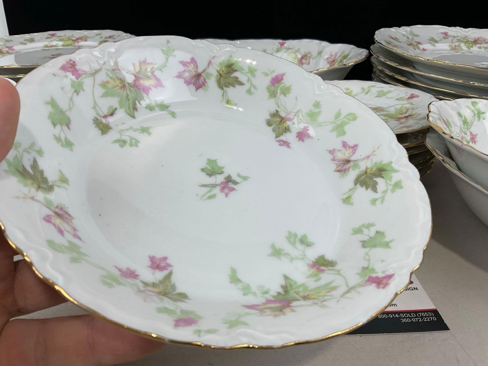 Vintage Hutschenreuther Selb Bavarian China, approx 41 pieces, bowls, lunch, dinner & bread plates - 3