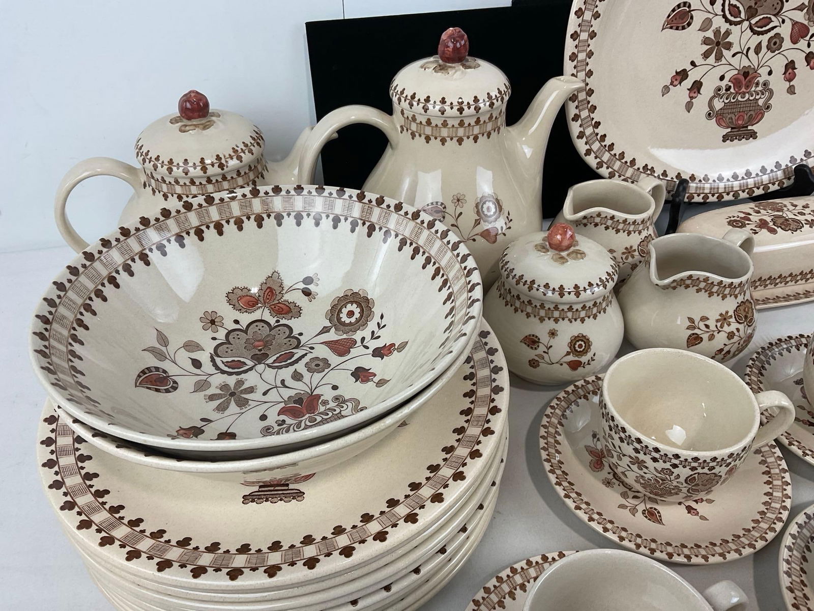 Johnson Bros Staffordshire Old Granite, Jamestown Pattern, Brown handglazed pieces, approx 71 pie... - 3