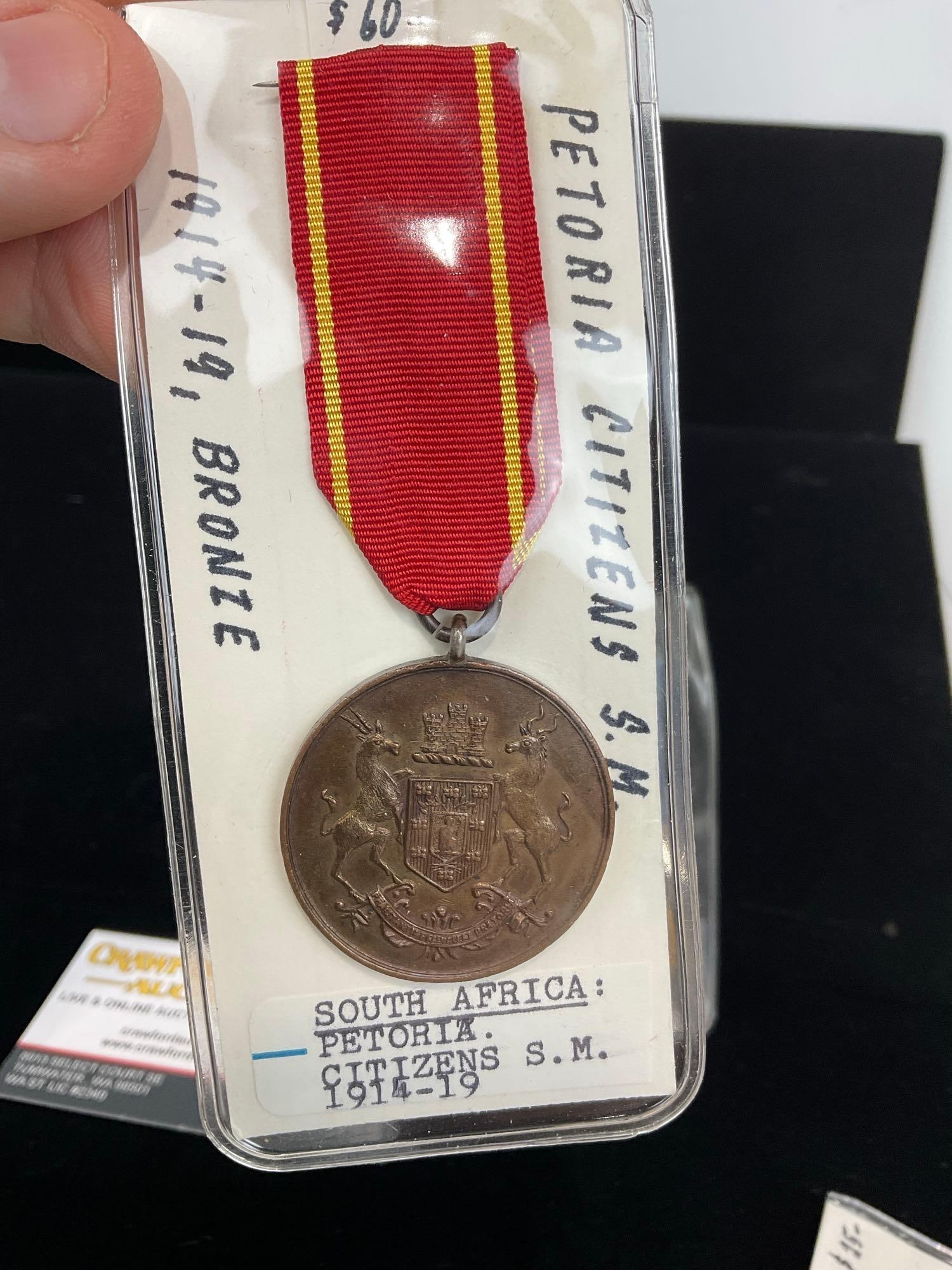 3 South African Medals & Patch, Pretoria Citz.Serv. 1914-19, South Townships Serv. & Police 75th ... - 3