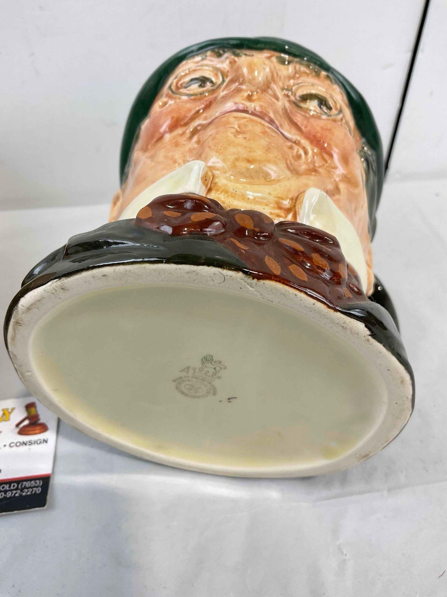 2 pcs Vintage Royal Doulton Porcelain Toby Character Mugs, Pickwick & Friar Tuck. Excellent Cond. - 6