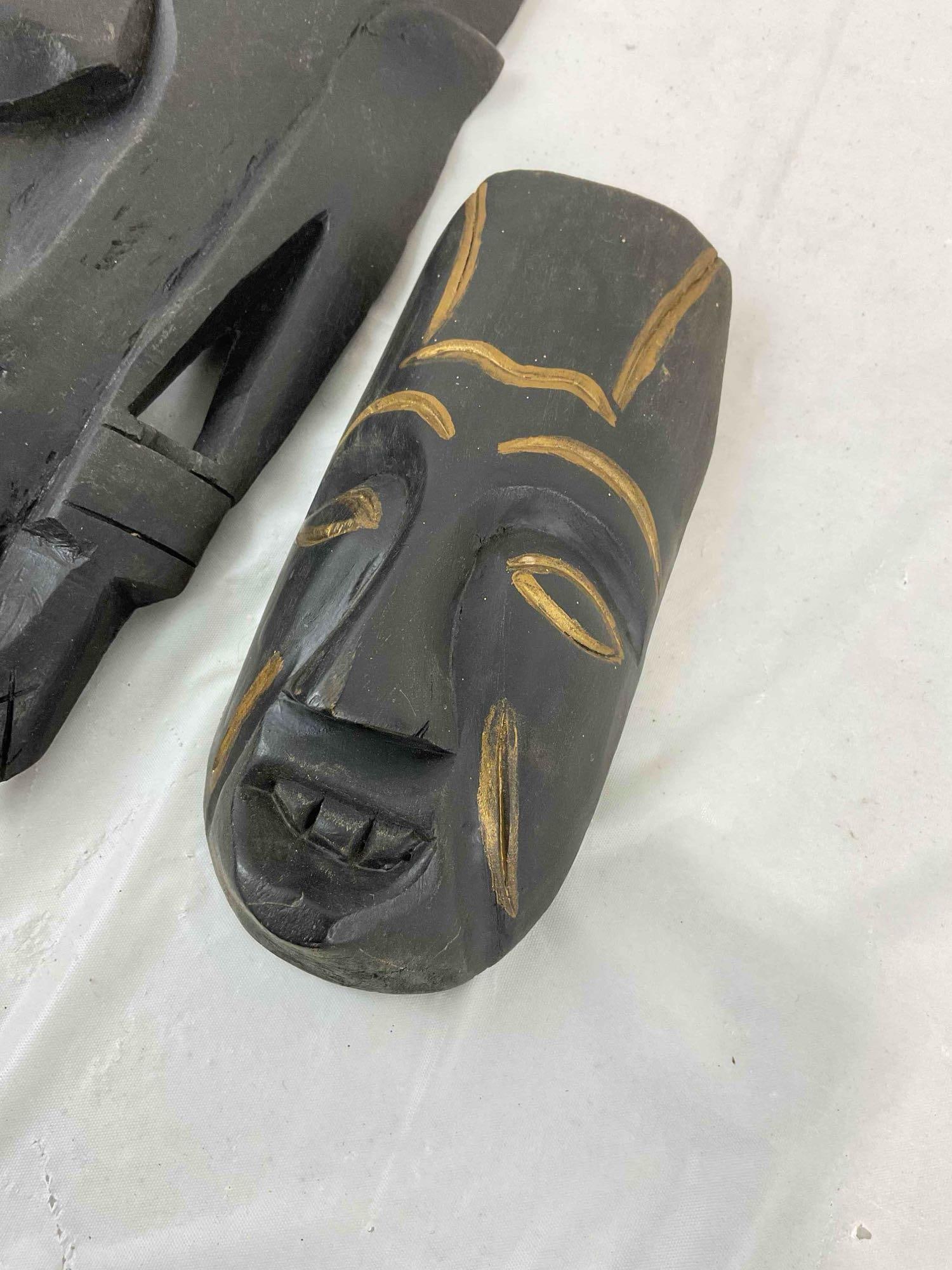 3 pcs Vintage Hand Carved Wooden Masks, incl. 1x Made in Philippines Snarling Face. See pics. - 7