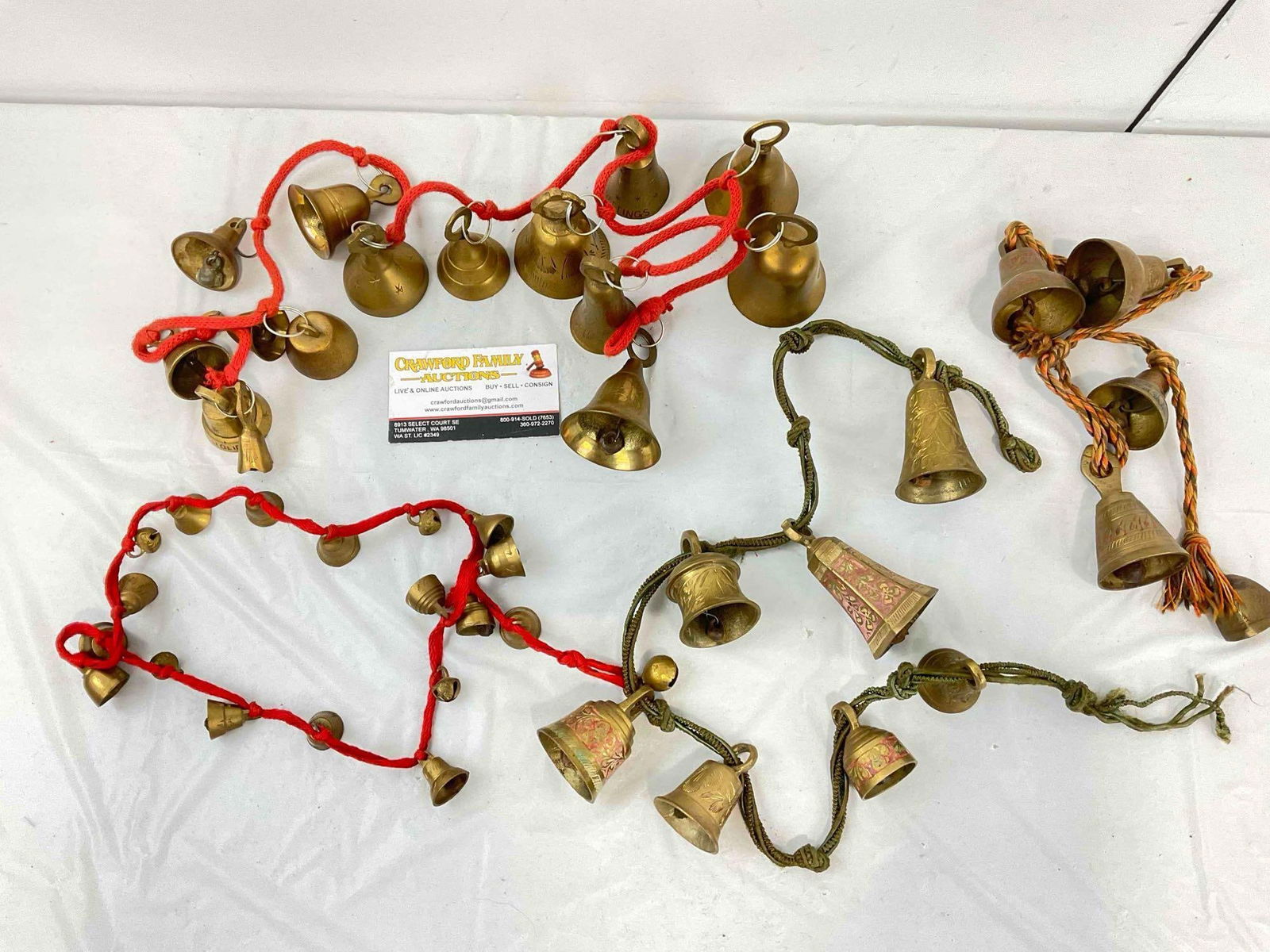 4 pcs Vintage Made in India Strings of Brass Bells. Beautiful Sound. Very Good Condition. See pics. (1 of 7)