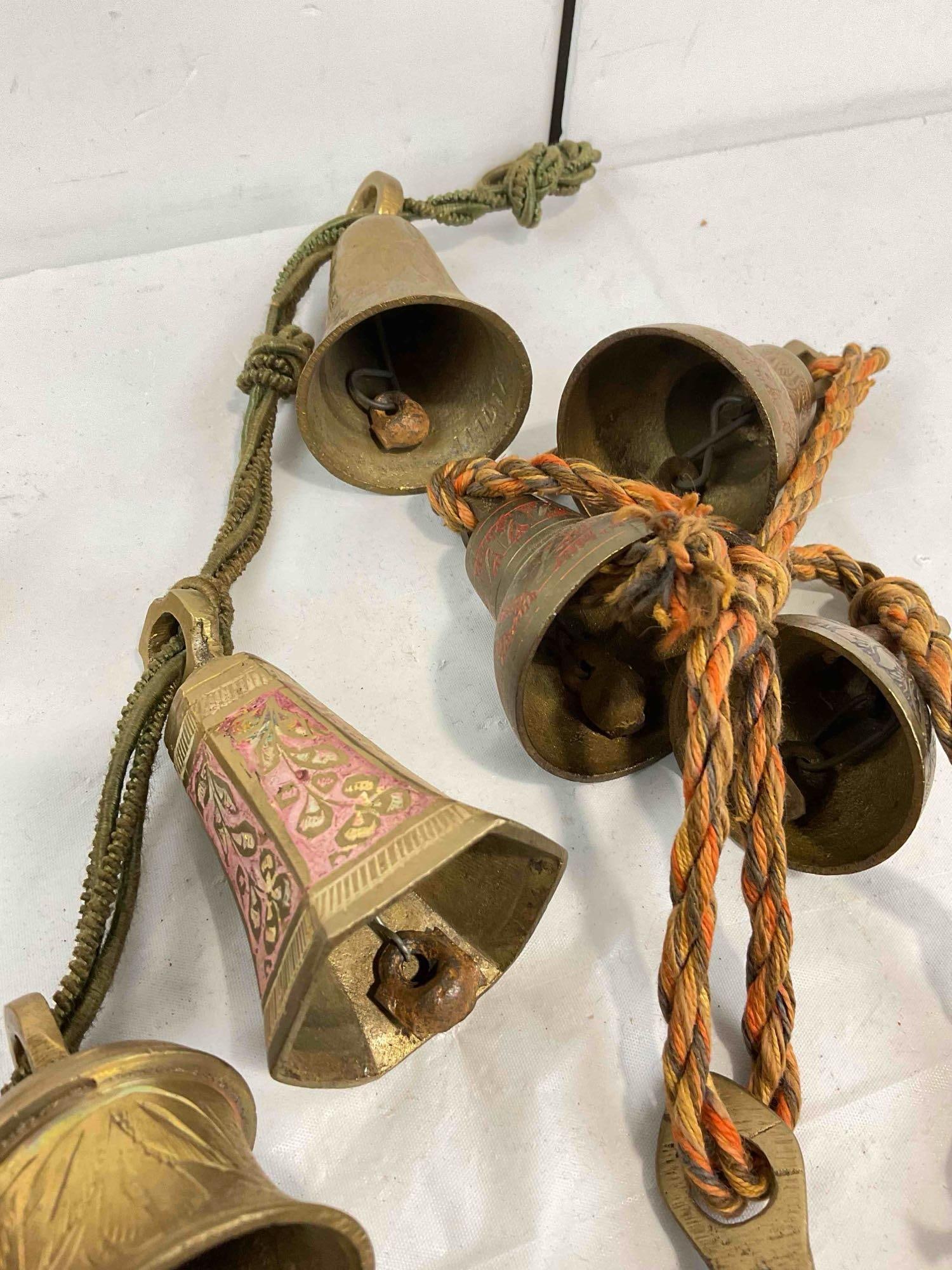 4 pcs Vintage Made in India Strings of Brass Bells. Beautiful Sound. Very Good Condition. See pics. - 7