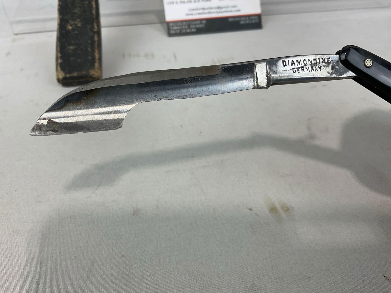 Spanish Replica Knife on Plaque, Diamondine Detail Straight Edge Razor, & Pair of Folding Knives - 2