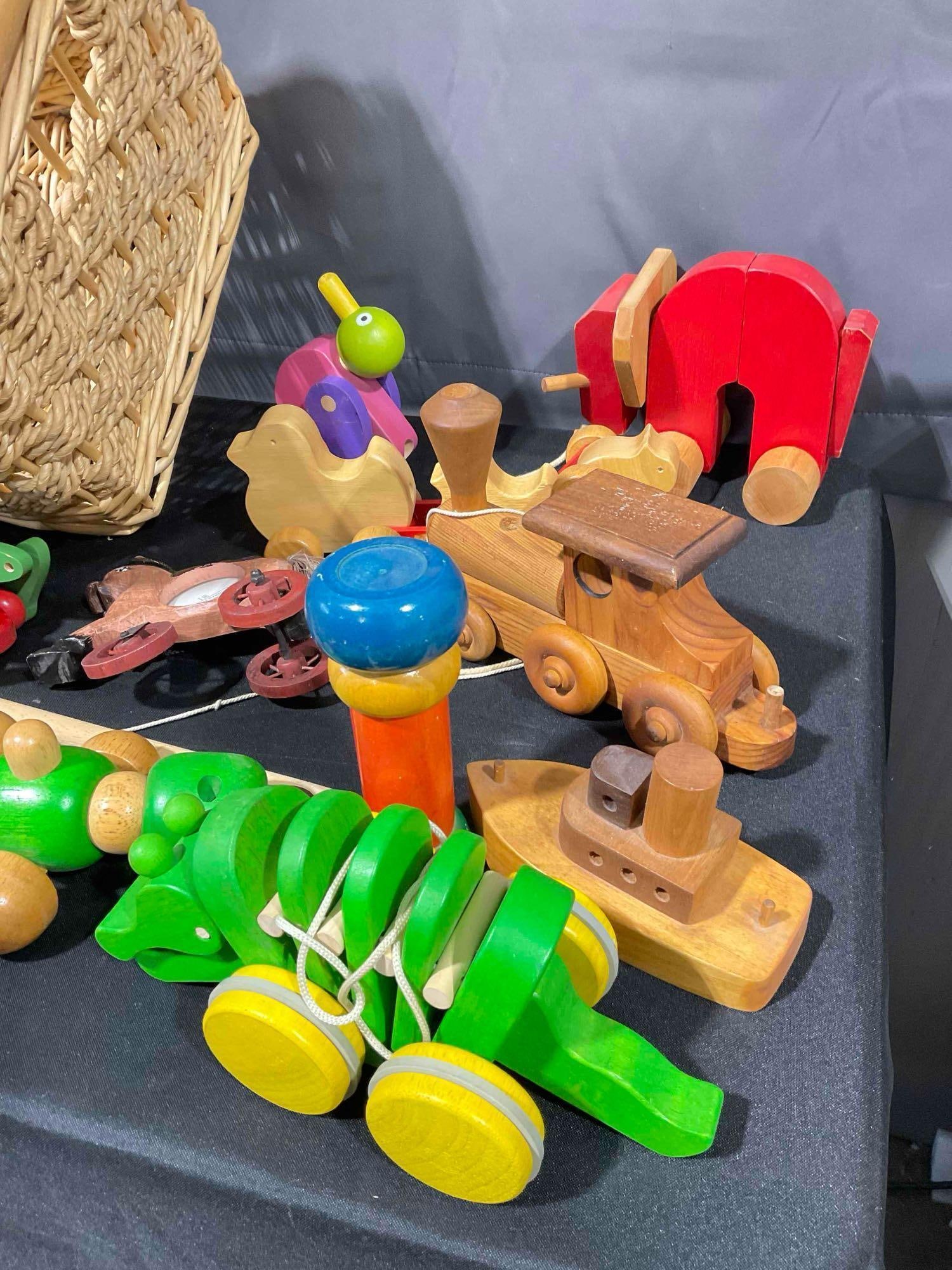18 pcs Modern & Vintage Wooden Children's Toys in Wicker Basket. Very Good Condition. - 2