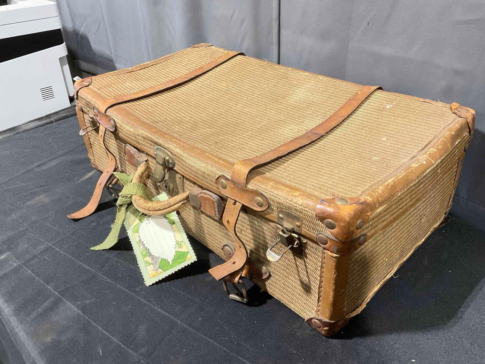 Vintage Brown Wicker Rattan? & Leather Suitcase. Good Condition. See pics. - 2