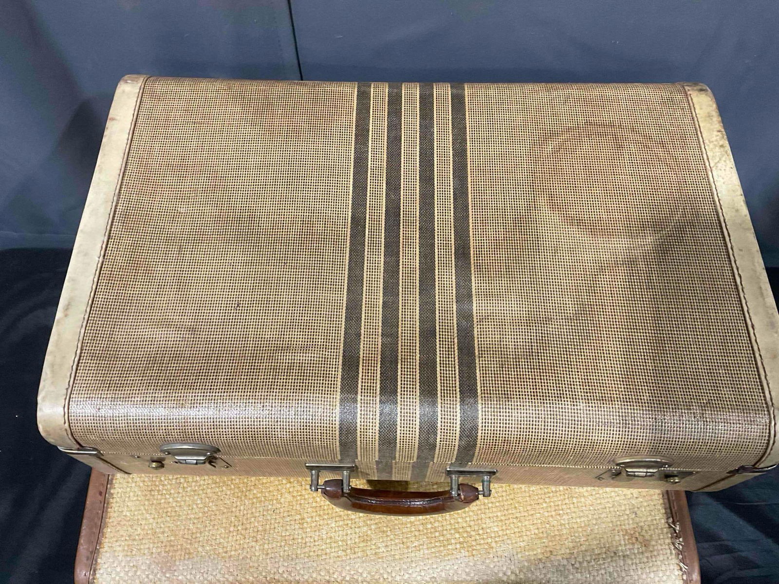2 pcs Vintage Suitcases, 1x Brown Striped & 1x Woven Yellow w/ Lovely Brown Fabric Interior. - 4
