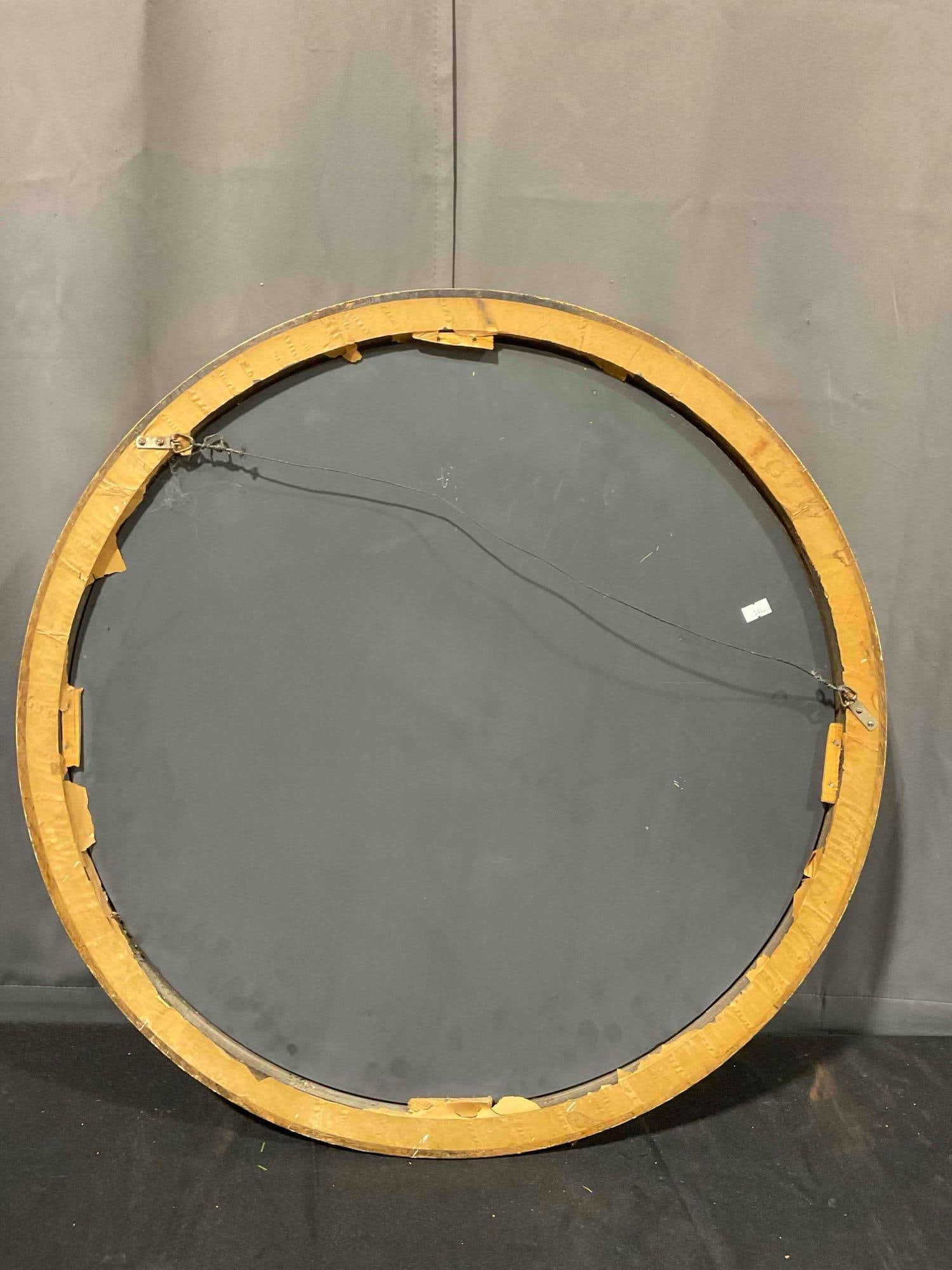 Vintage Round Wall Mirror w/ Ornate Floral Gilt Painted Wood Frame. Very Good Condition. - 5