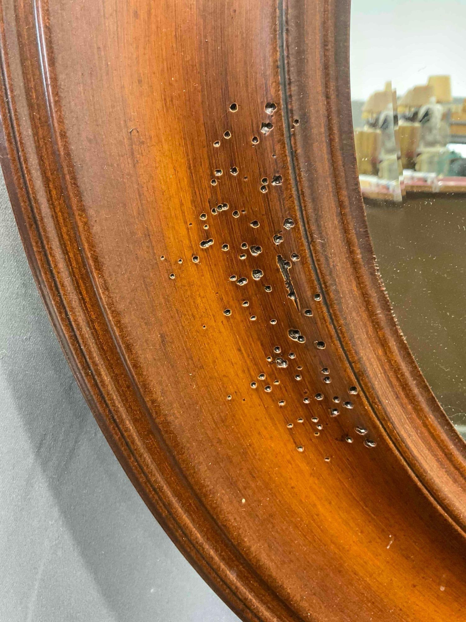 Modern Round 32" x 32" Wall Mirror in Wooden Frame. Very Good Condition. See pics. - 4